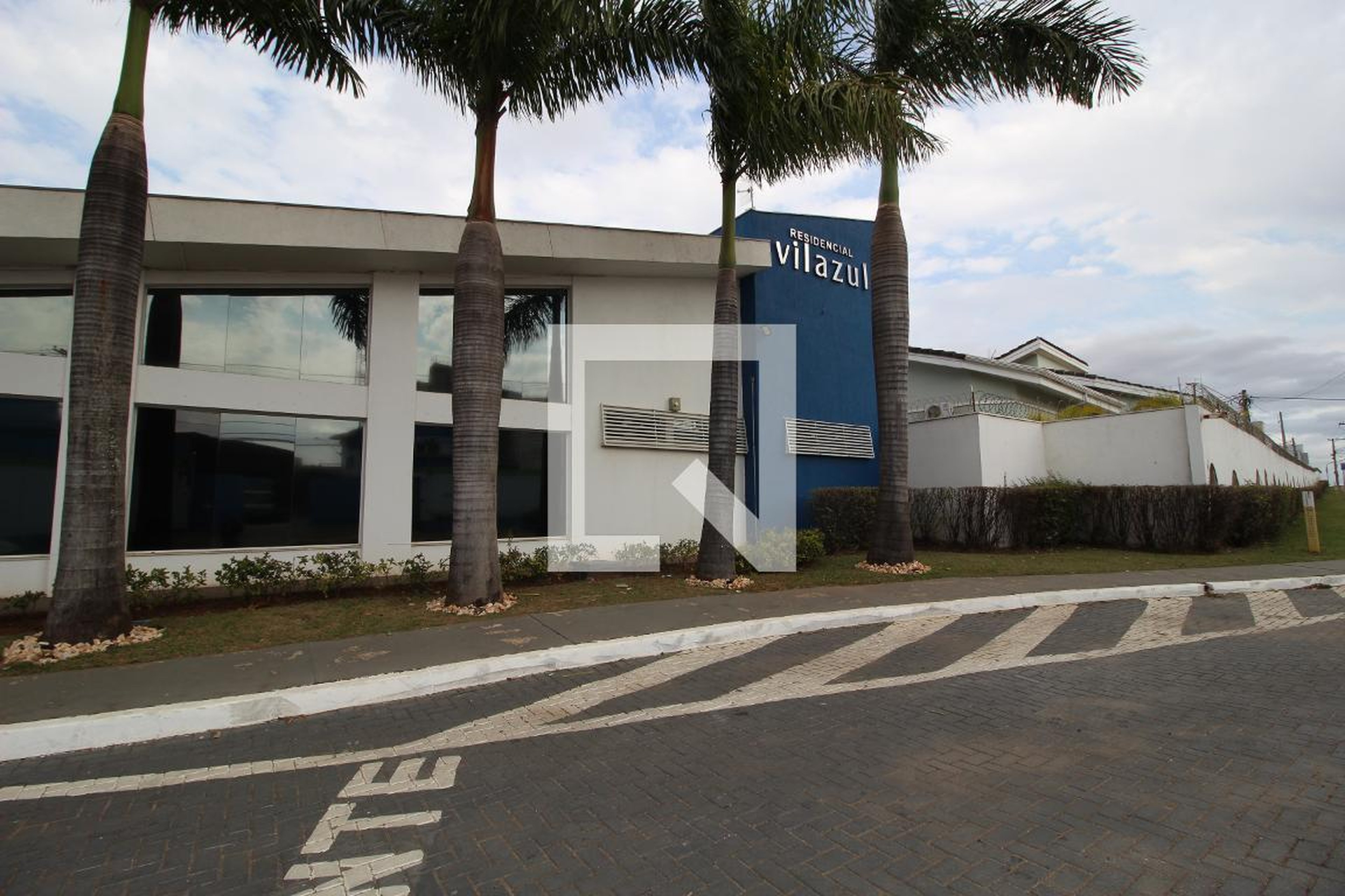 Fachada do Condomínio Condomínio Vila Azul