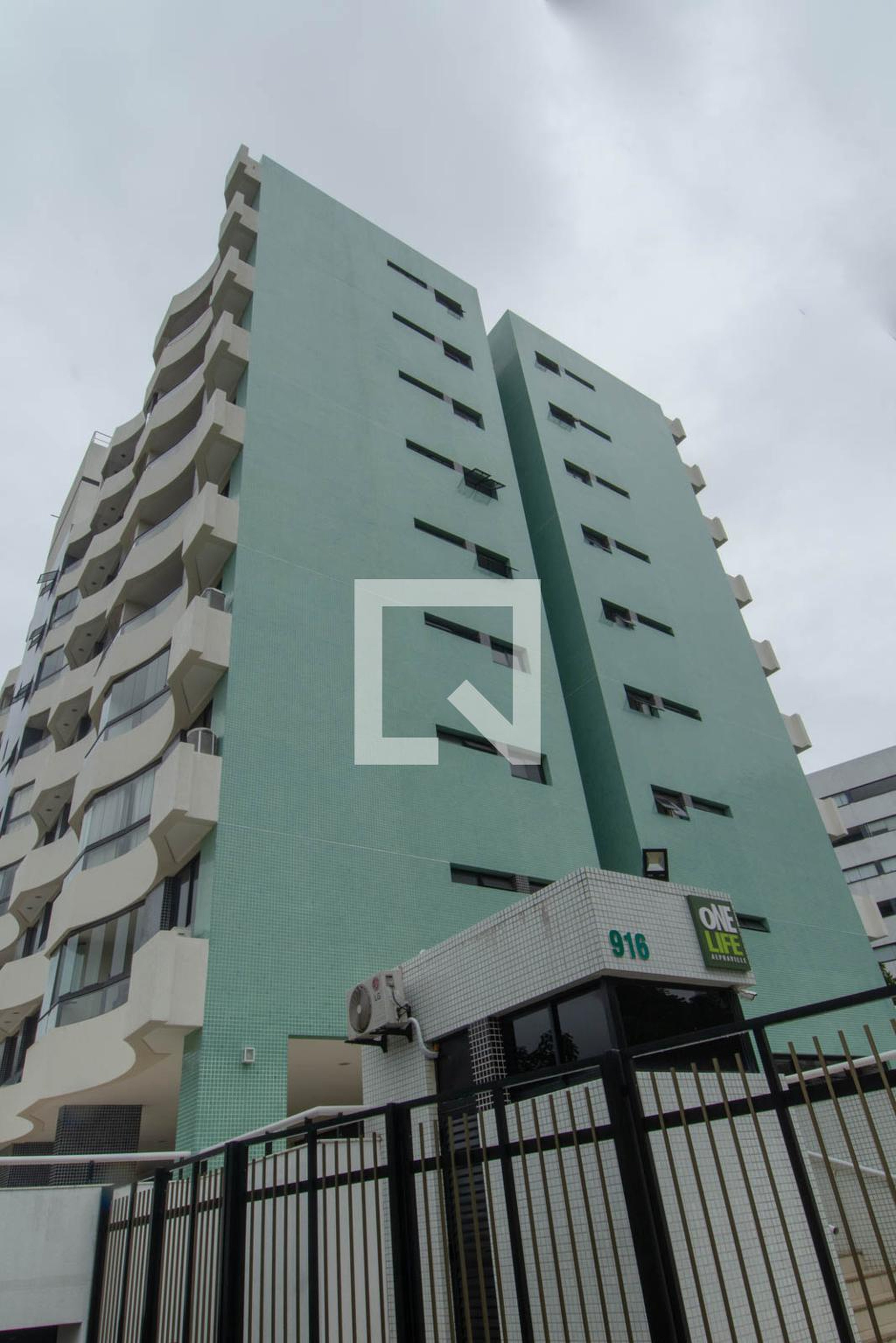 Fachada Condomínio em Avenida Alphaville, 516