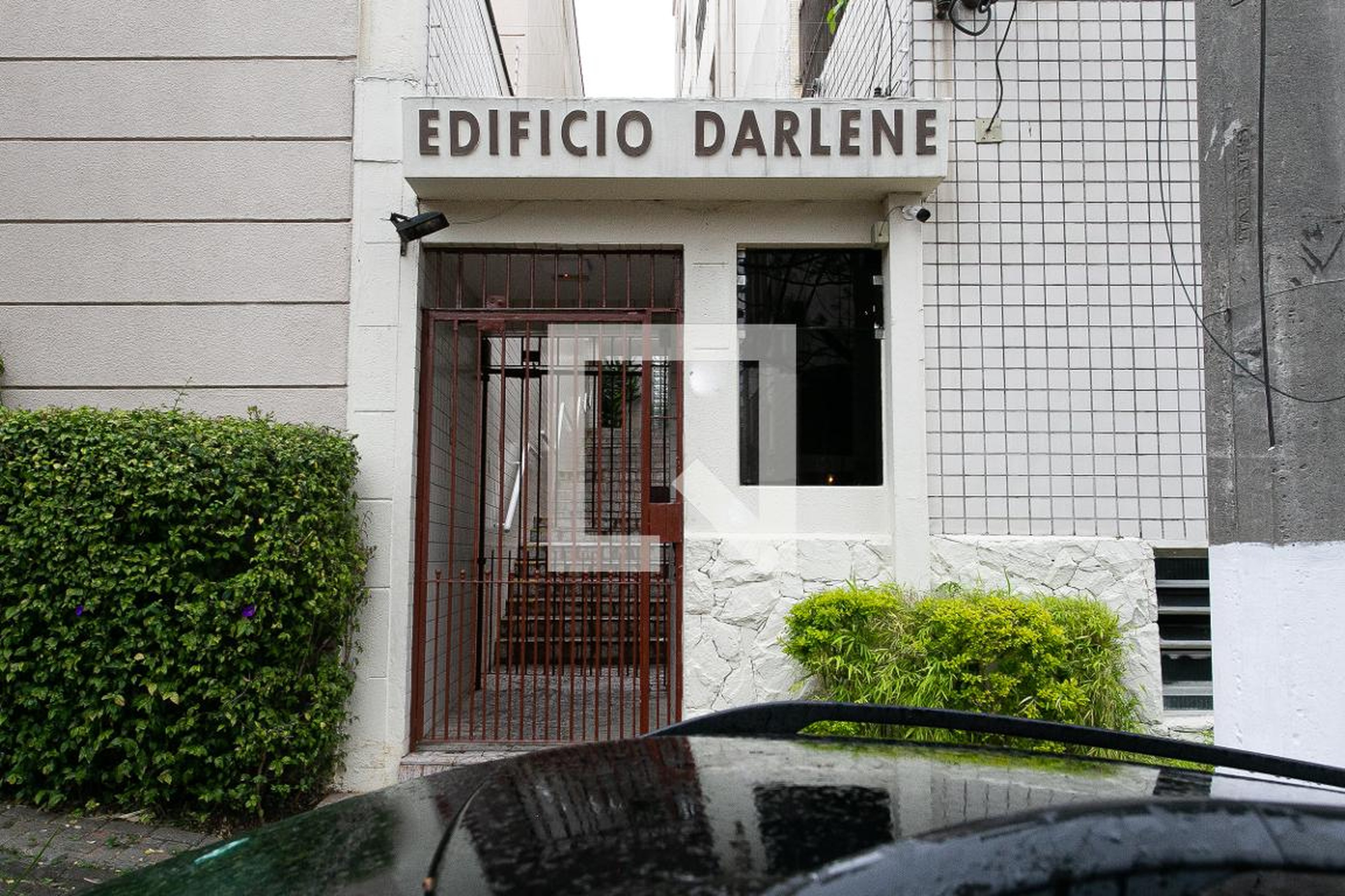 Fachada do Condomínio Condomínio Darlene