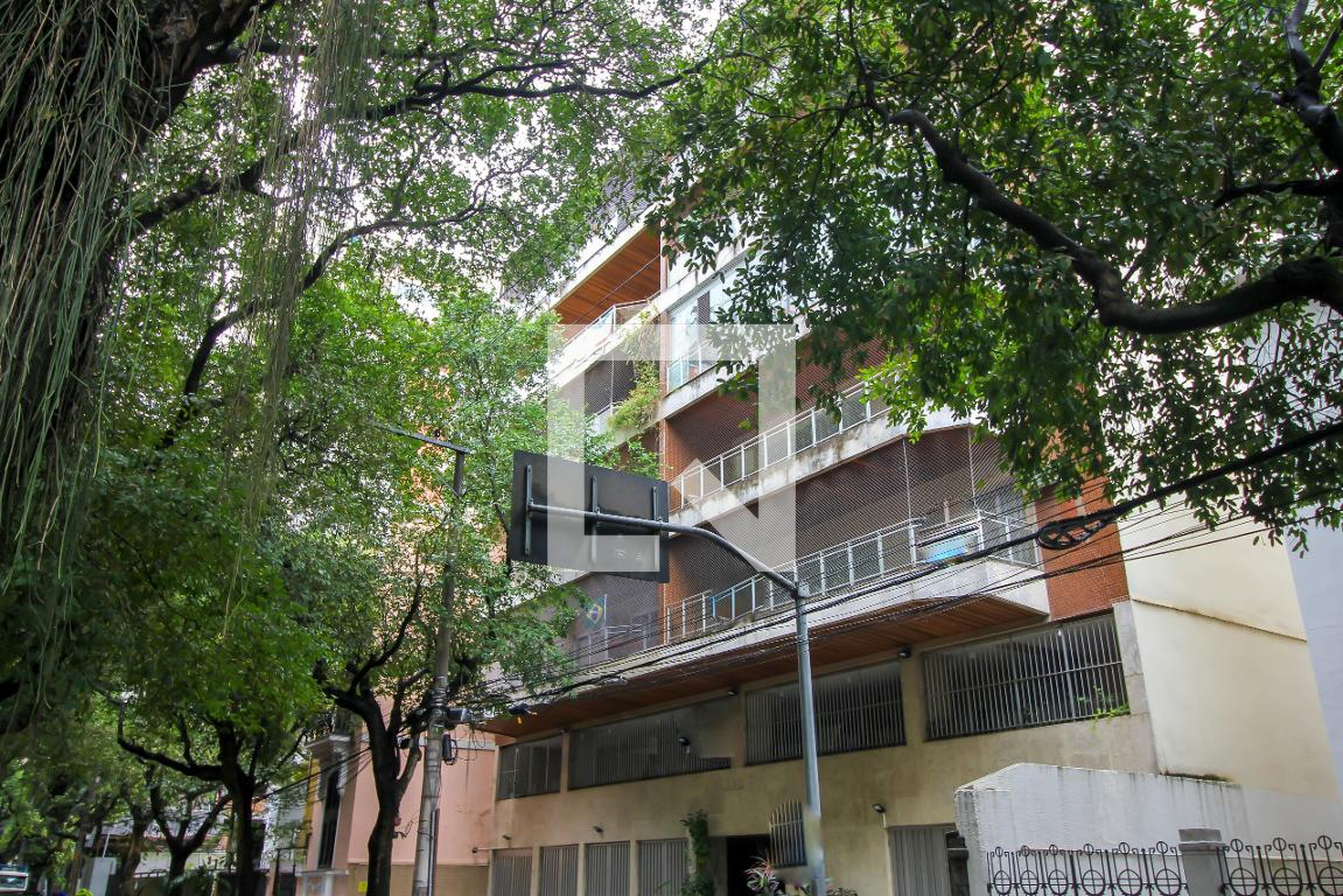 Fachada do Prédio Edificio Mariane