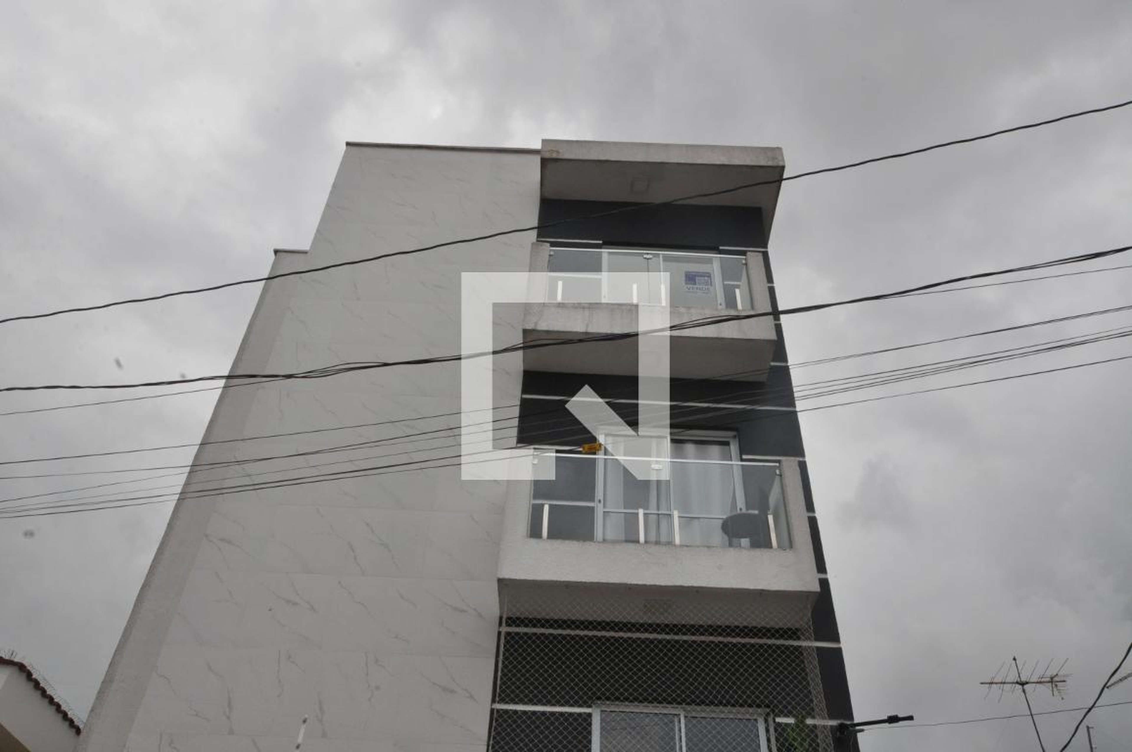 Fachada Condomínio em Rua Lontra, 160