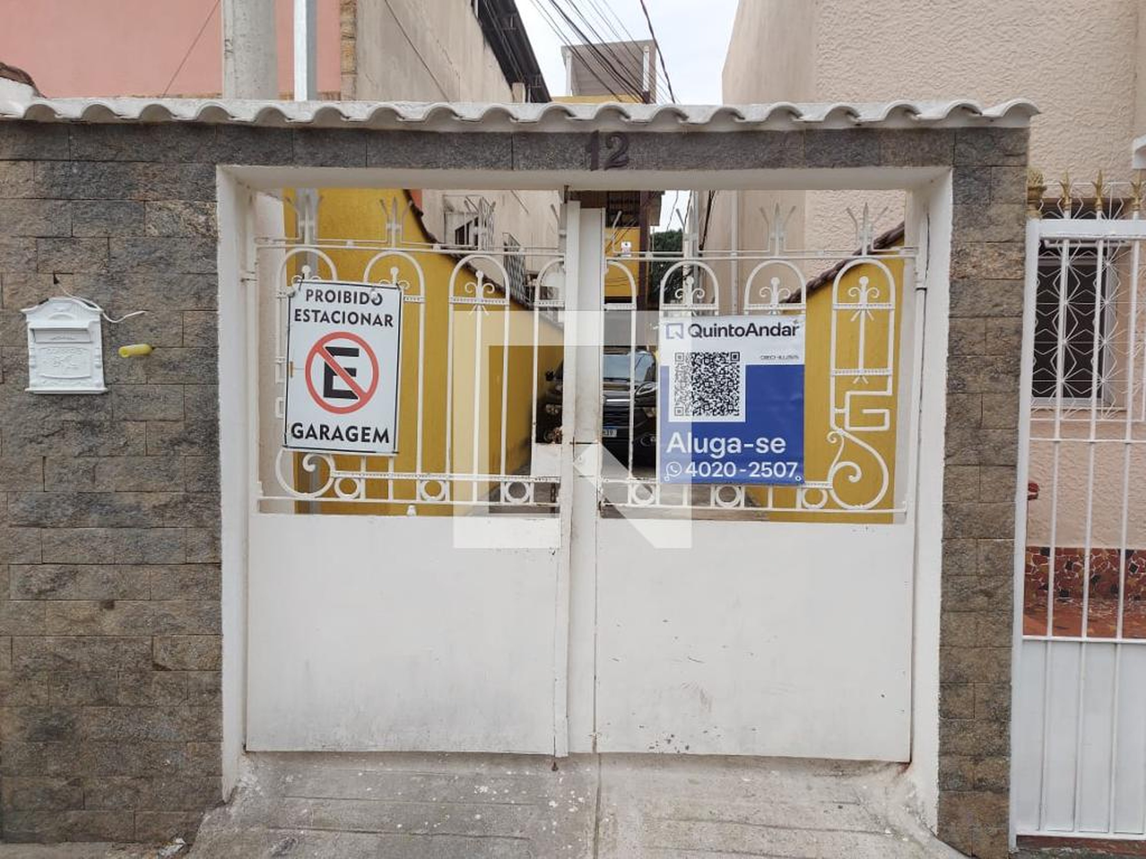 Fachada Condomínio em Rua Teresa Cavalcante, 12