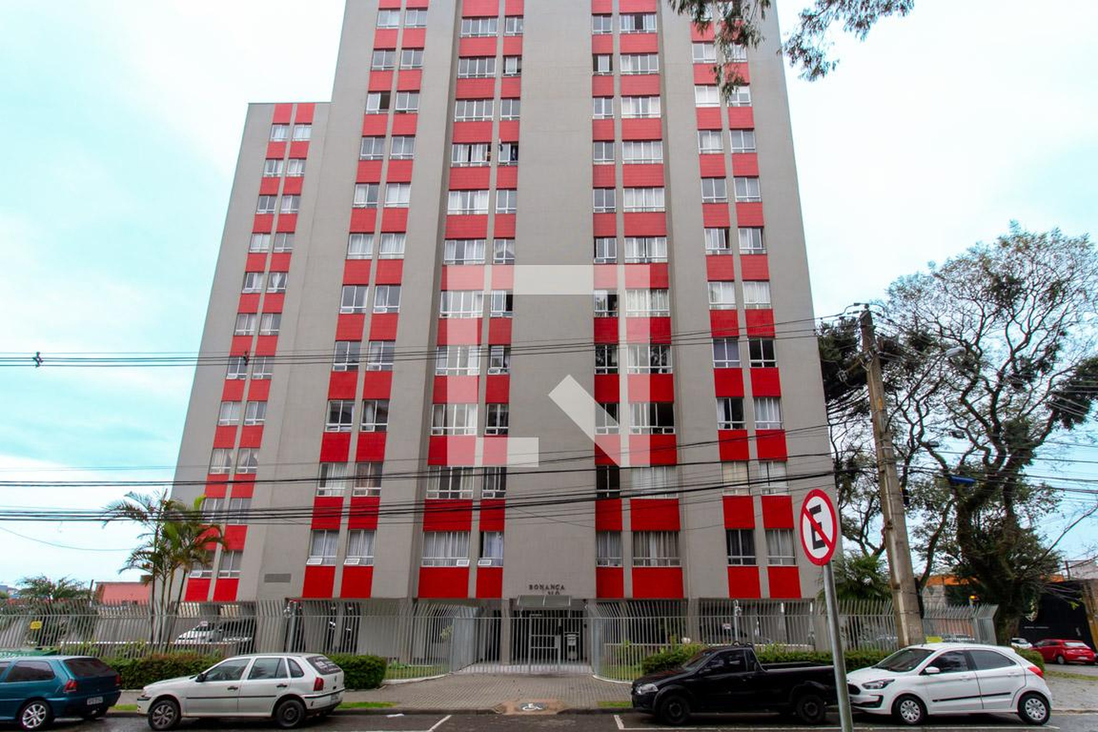 Fachada do Condomínio Condomínio Bonança