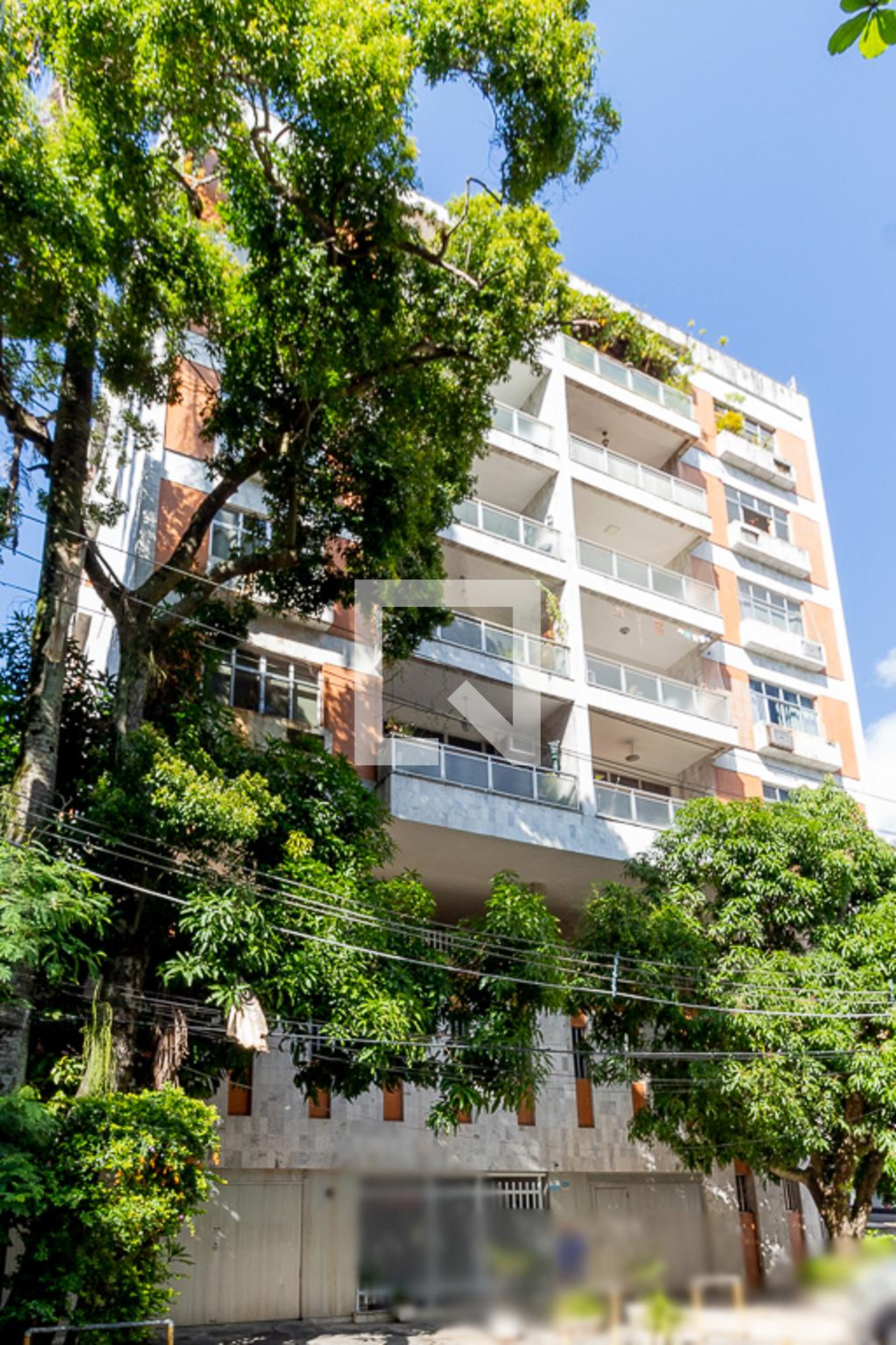 Fachada Condomínio em Praça São Judas Tadeu, 6