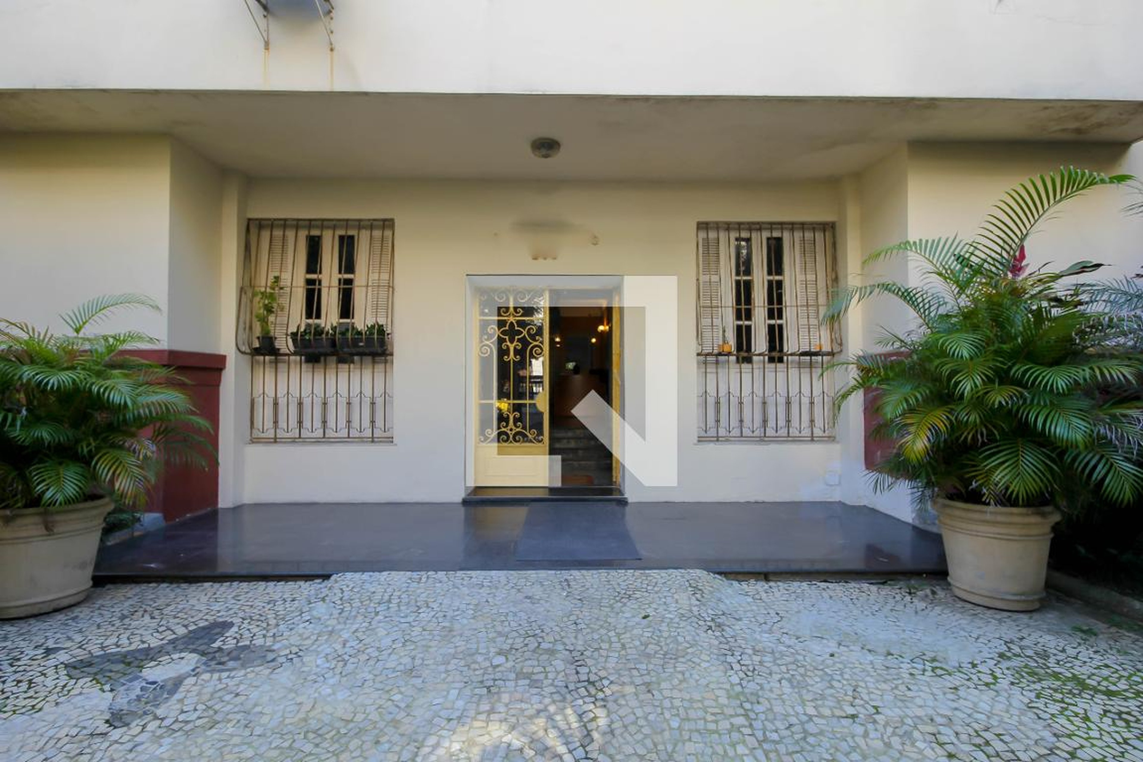 Entrada do Prédio - Edifício Paulo Afonso