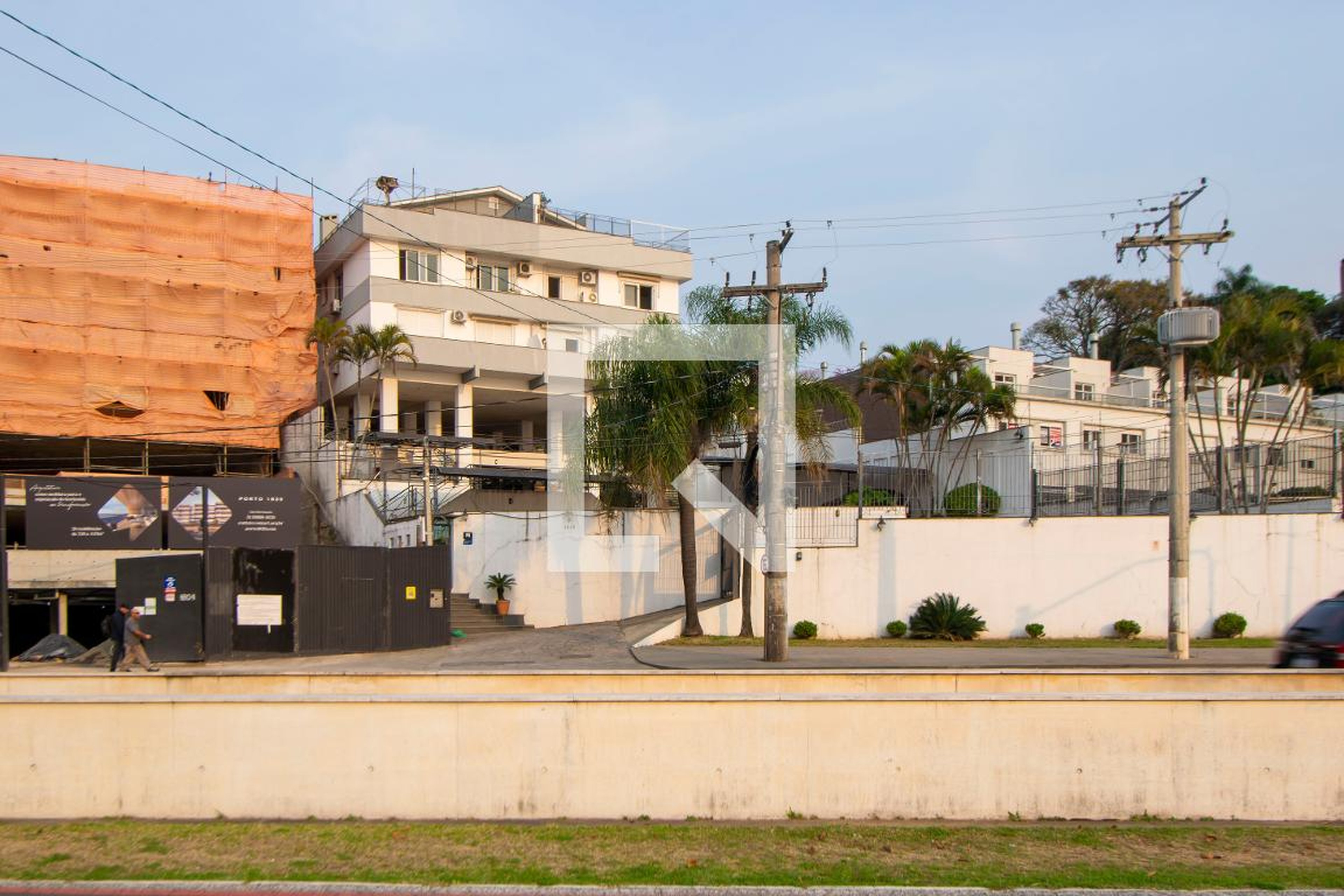 Fachada do Condomínio Condomínio Solar do Estaleiro