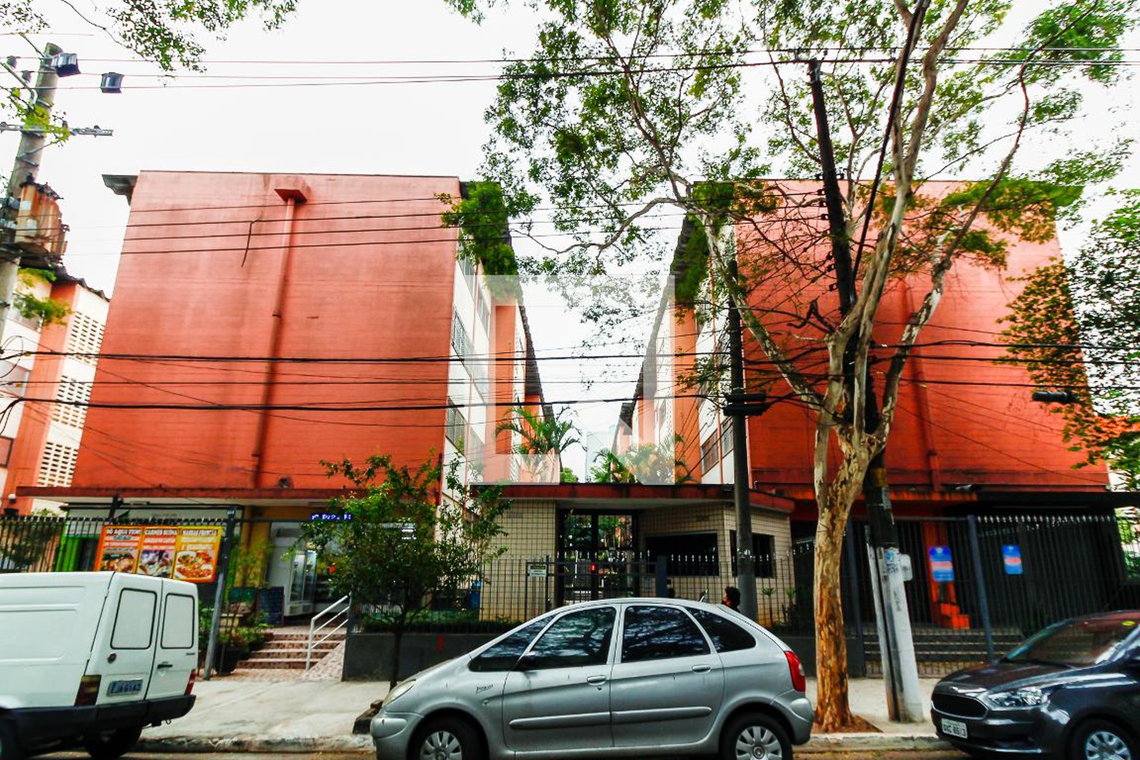 Fachada do Prédio Condomínio Estados  P 340