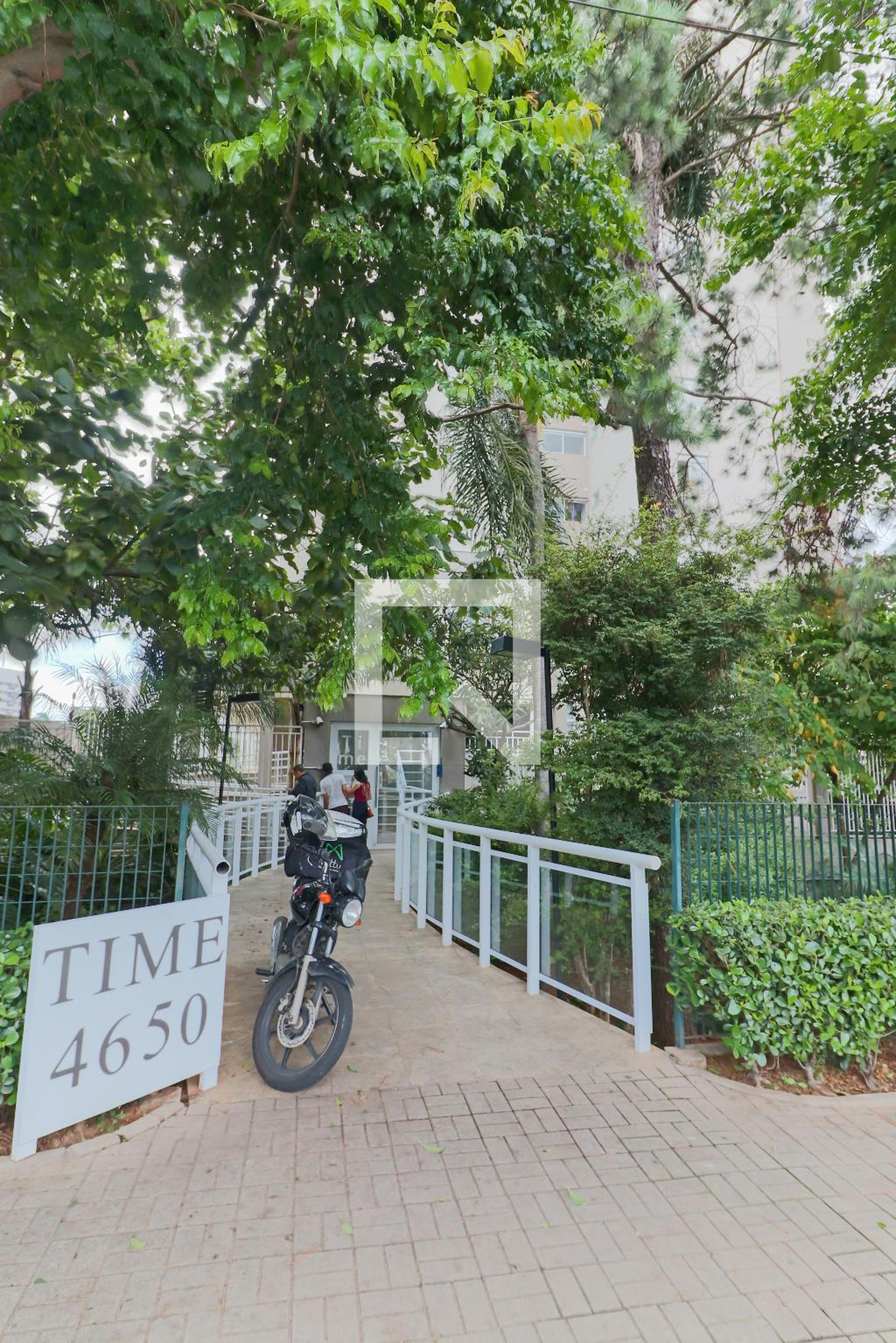 Fachada do Condomínio Condomínio em Avenida Professor Francisco Morato, 4660