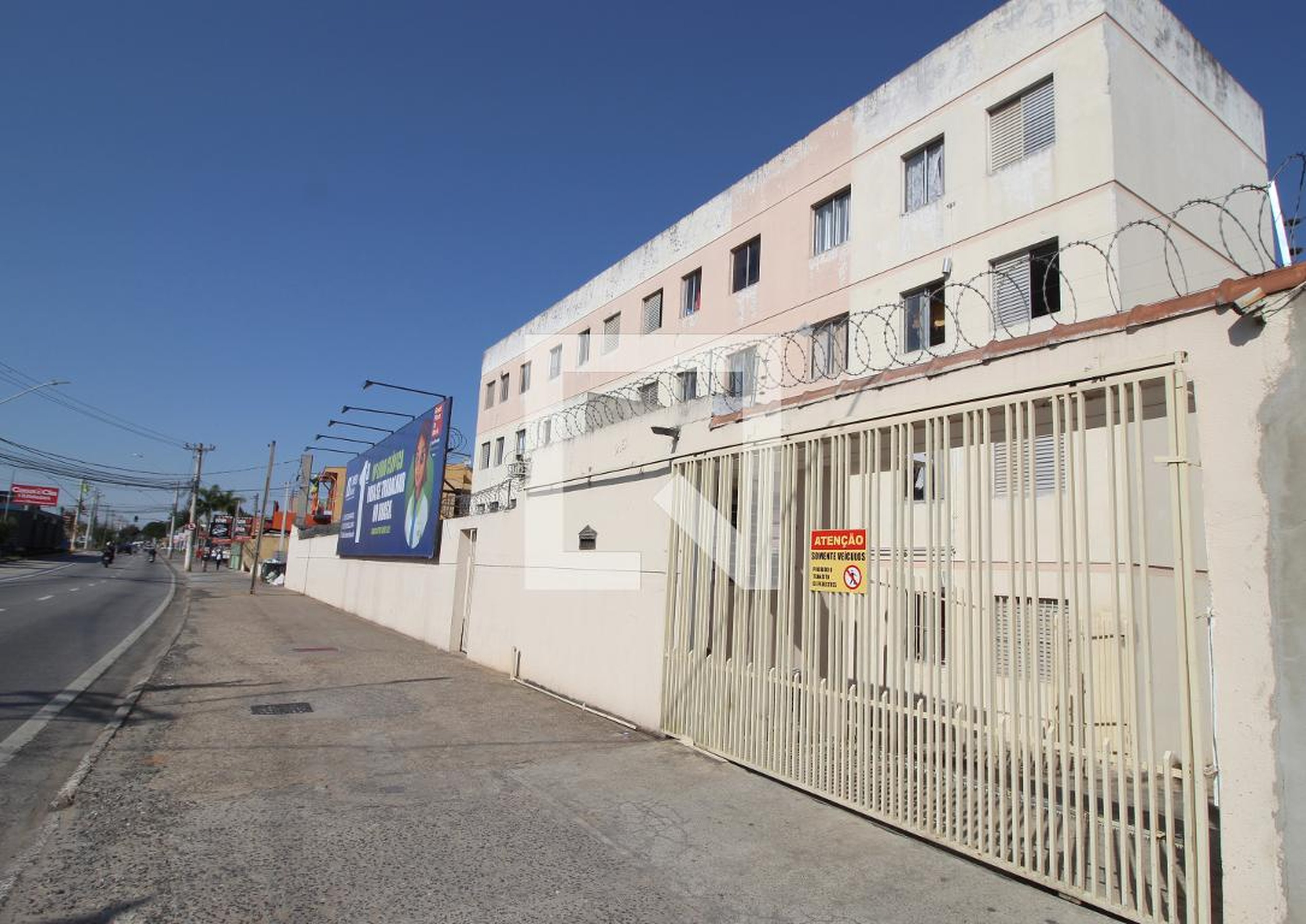 Fachada do Condomínio Condomínio em Avenida Itavuvu, 2051