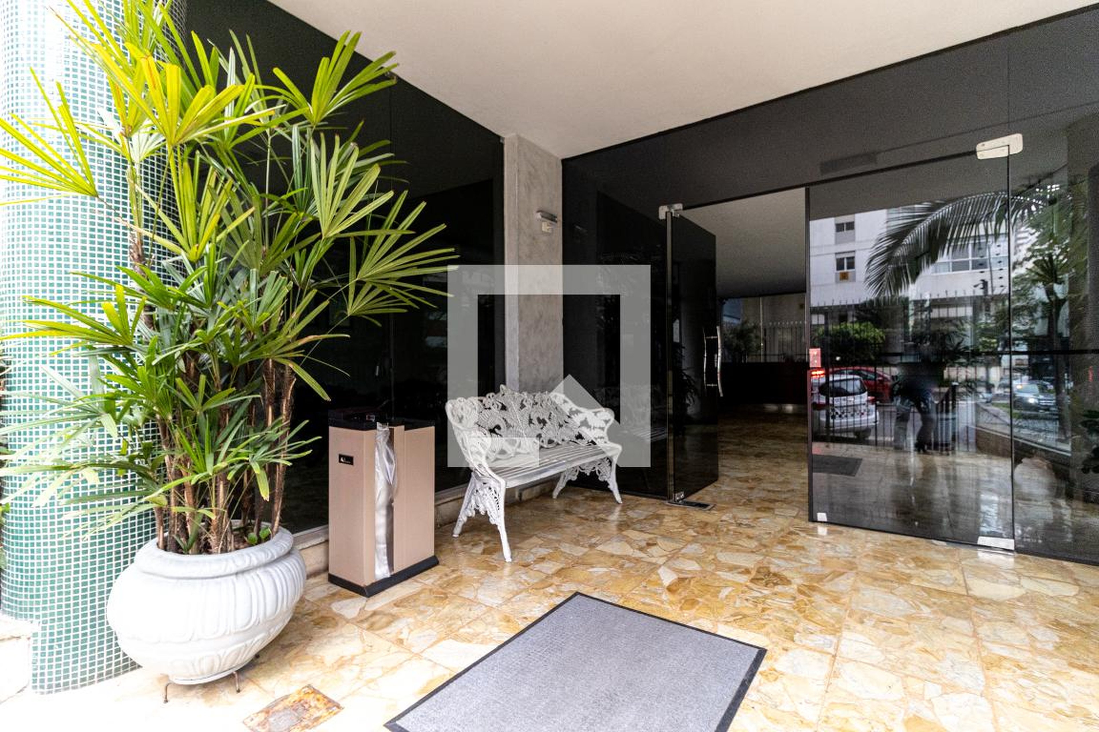 Entrada - Edifício Jade