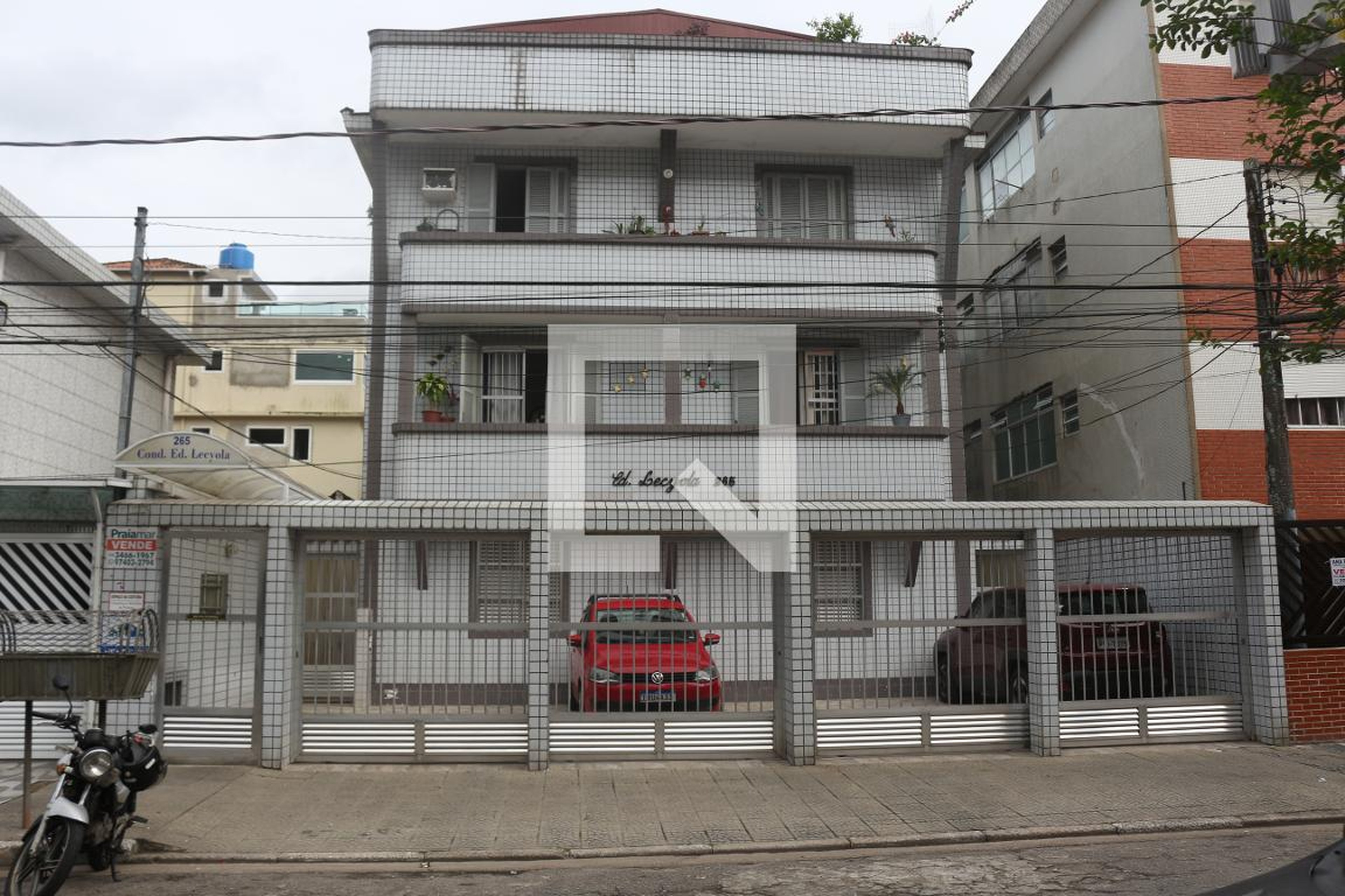 Fachada do Prédio Condomínio Lecyola