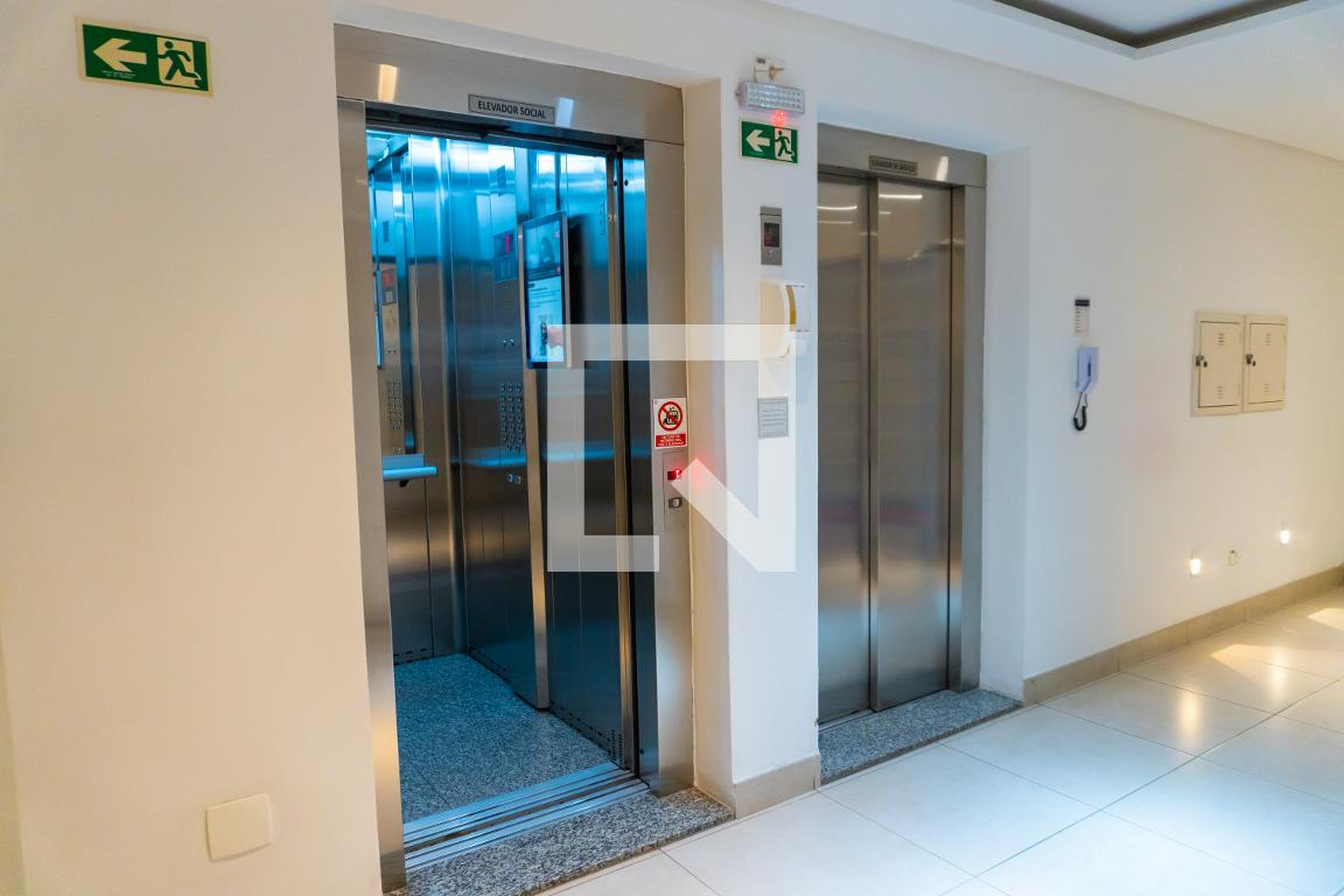 Hall de Entrada - Edifício Lara