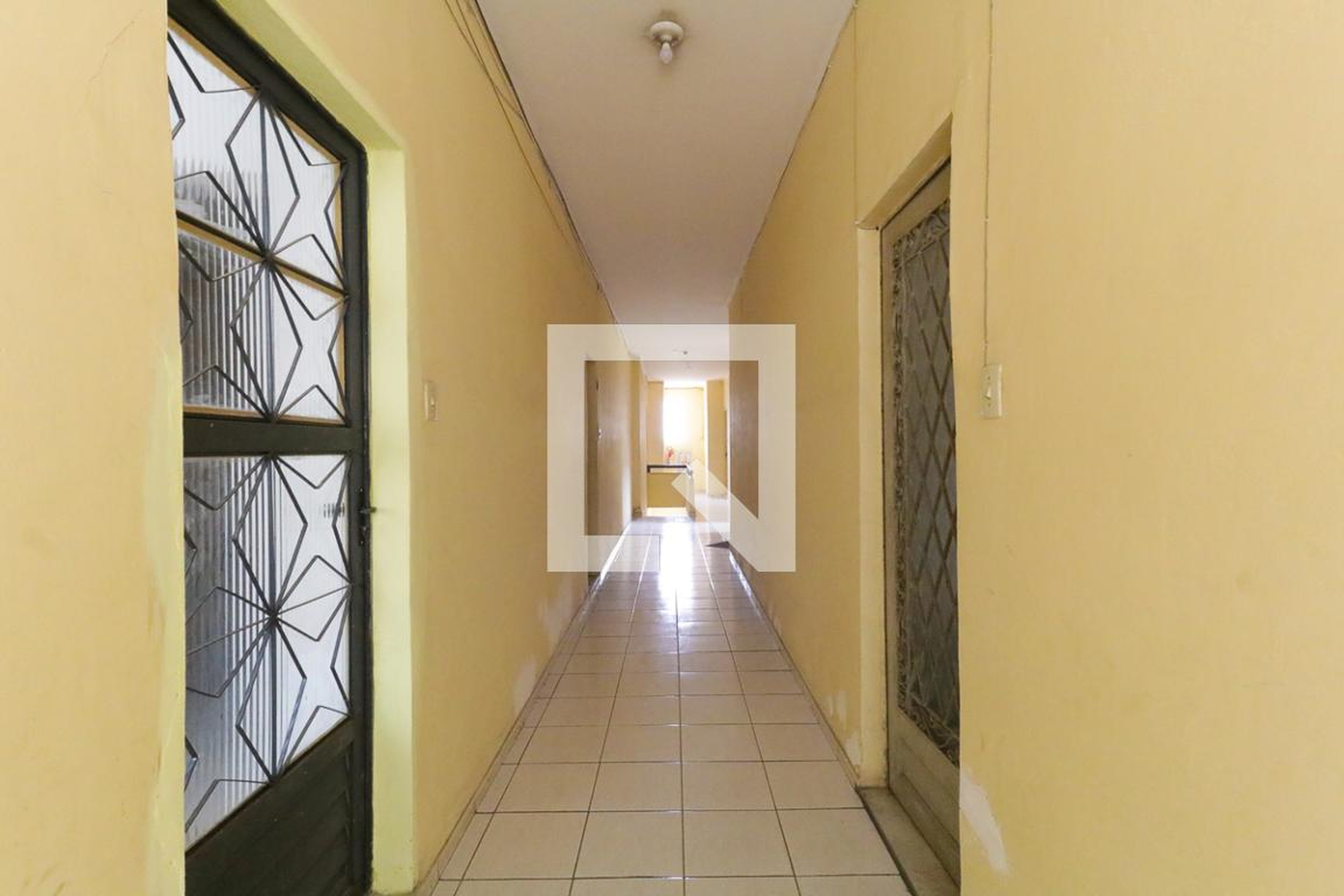 Hall - São João