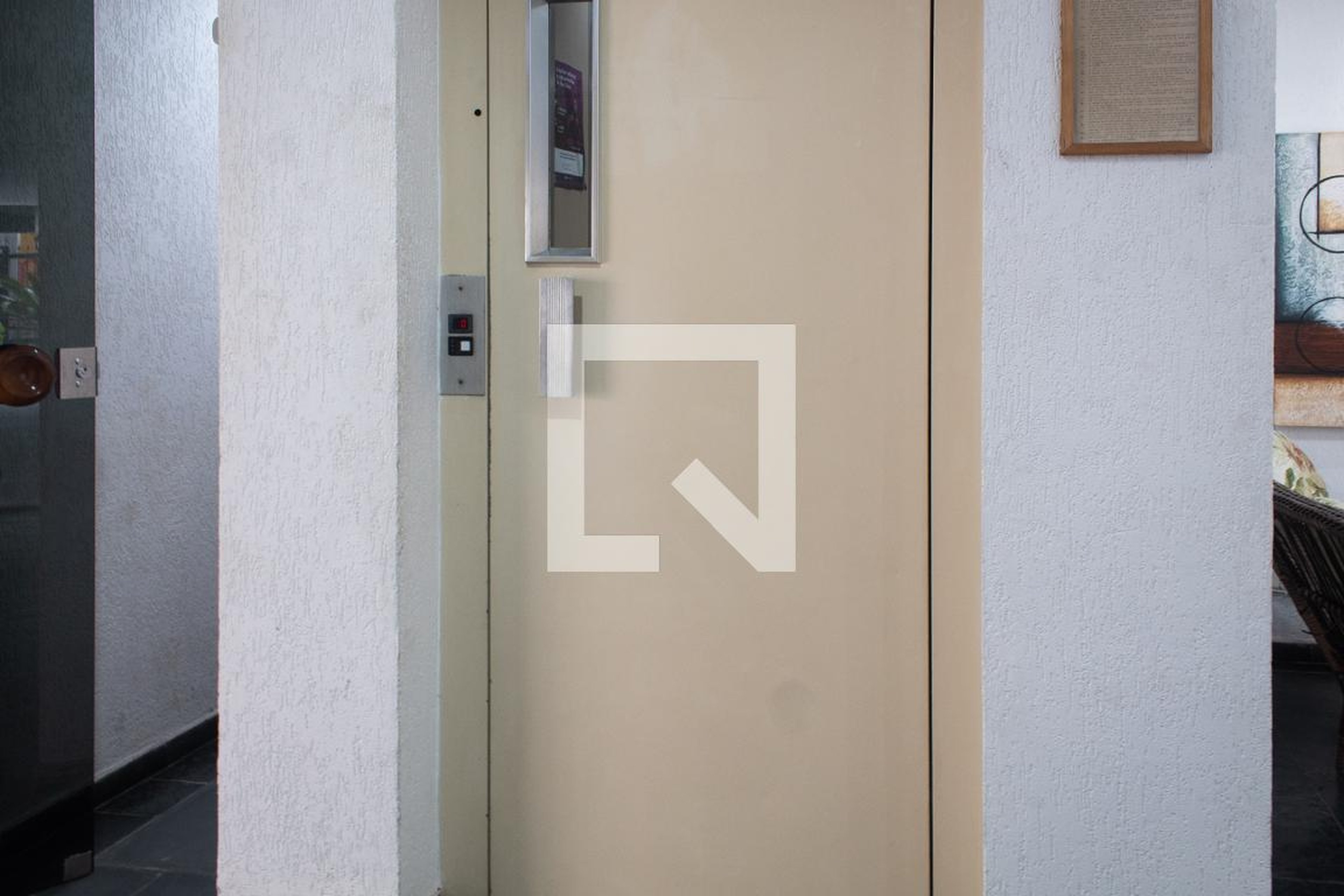 Elevador - Elizabeth