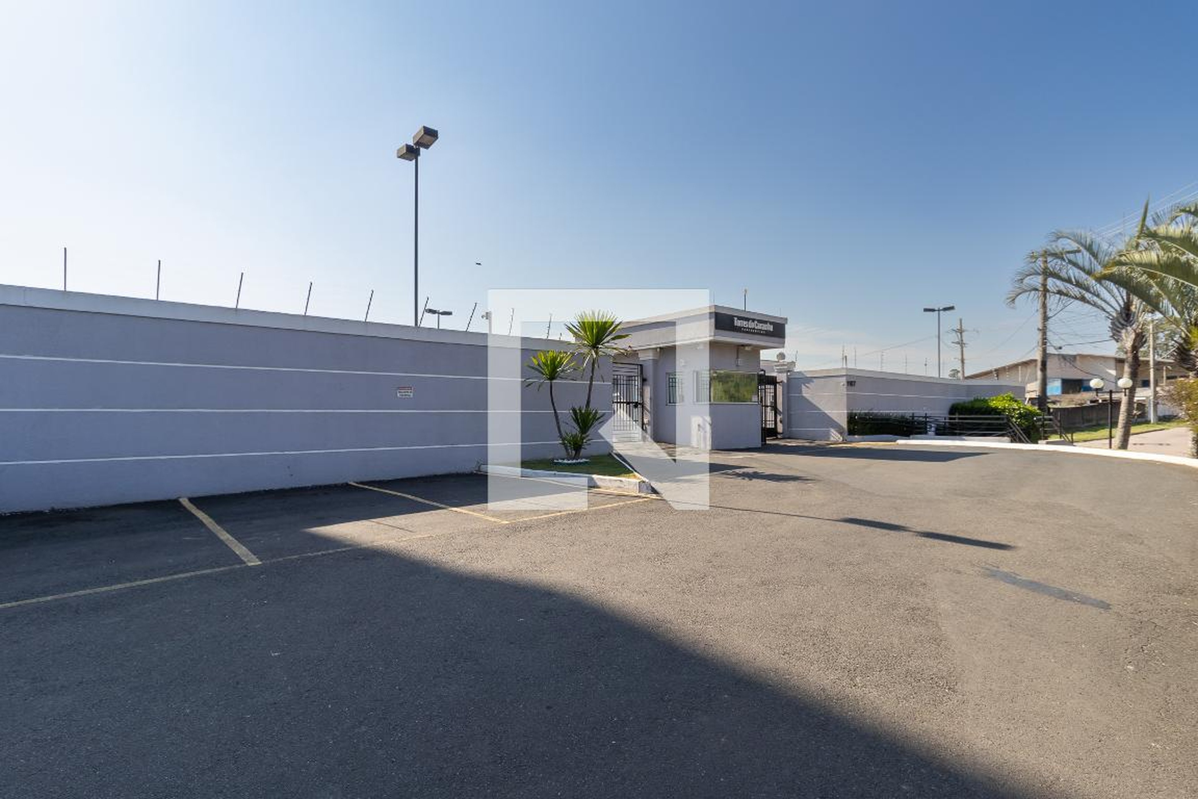 Fachada do Condomínio Condomínio Torres do Caxambu