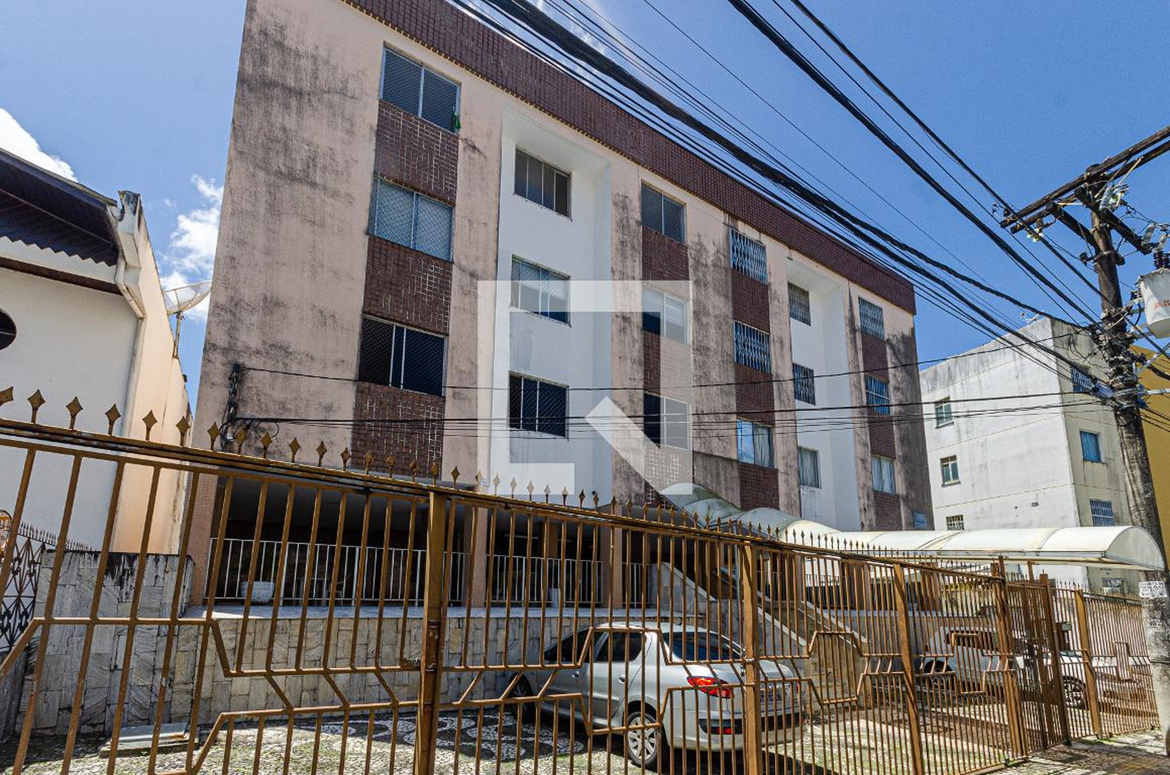 Fachada do Prédio Condomínio em Rua Nossa Senhora da Saúde, 123