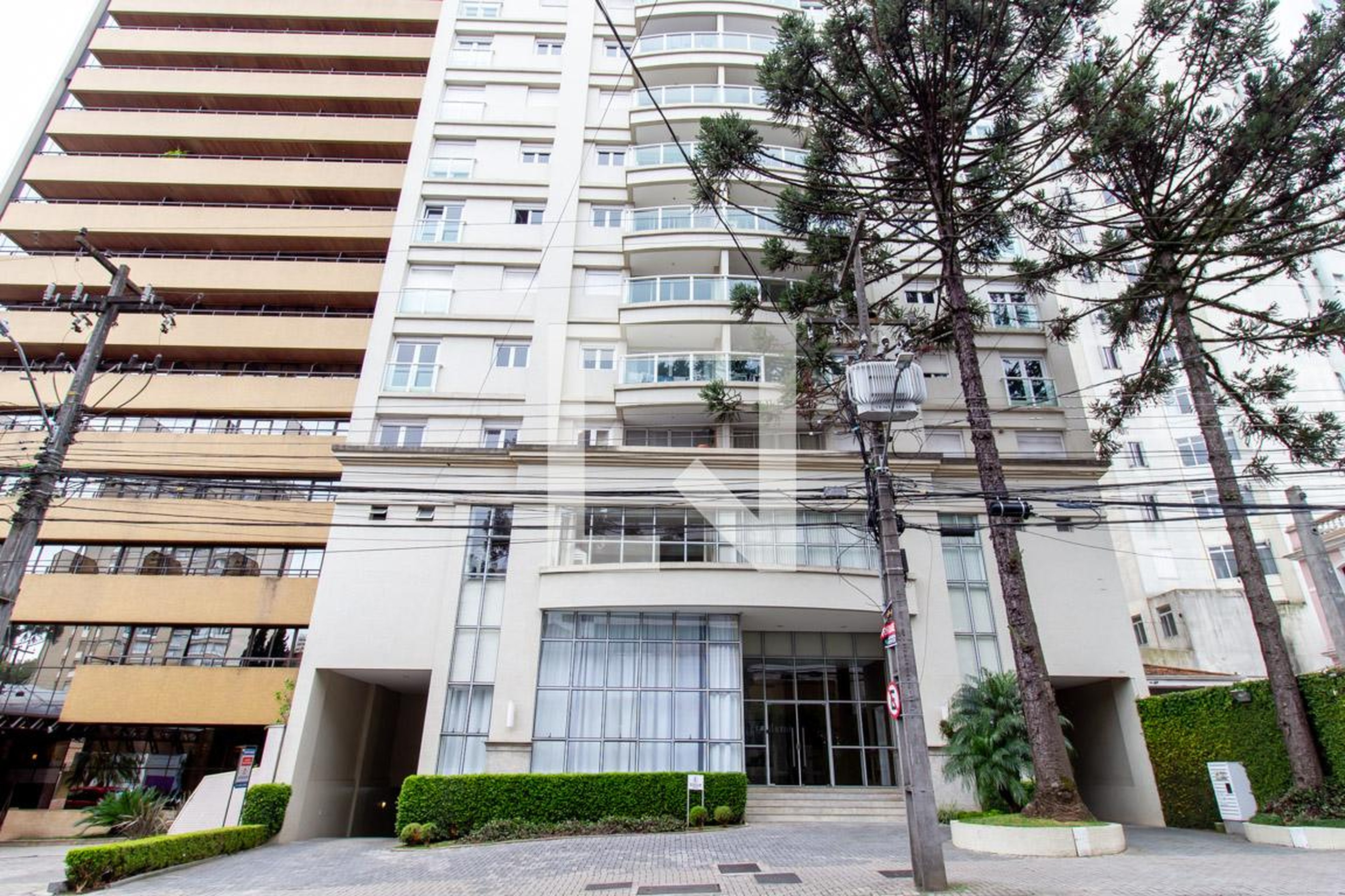 Fachada do Condomínio Condomínio em Rua Desembargador Motta, 1212