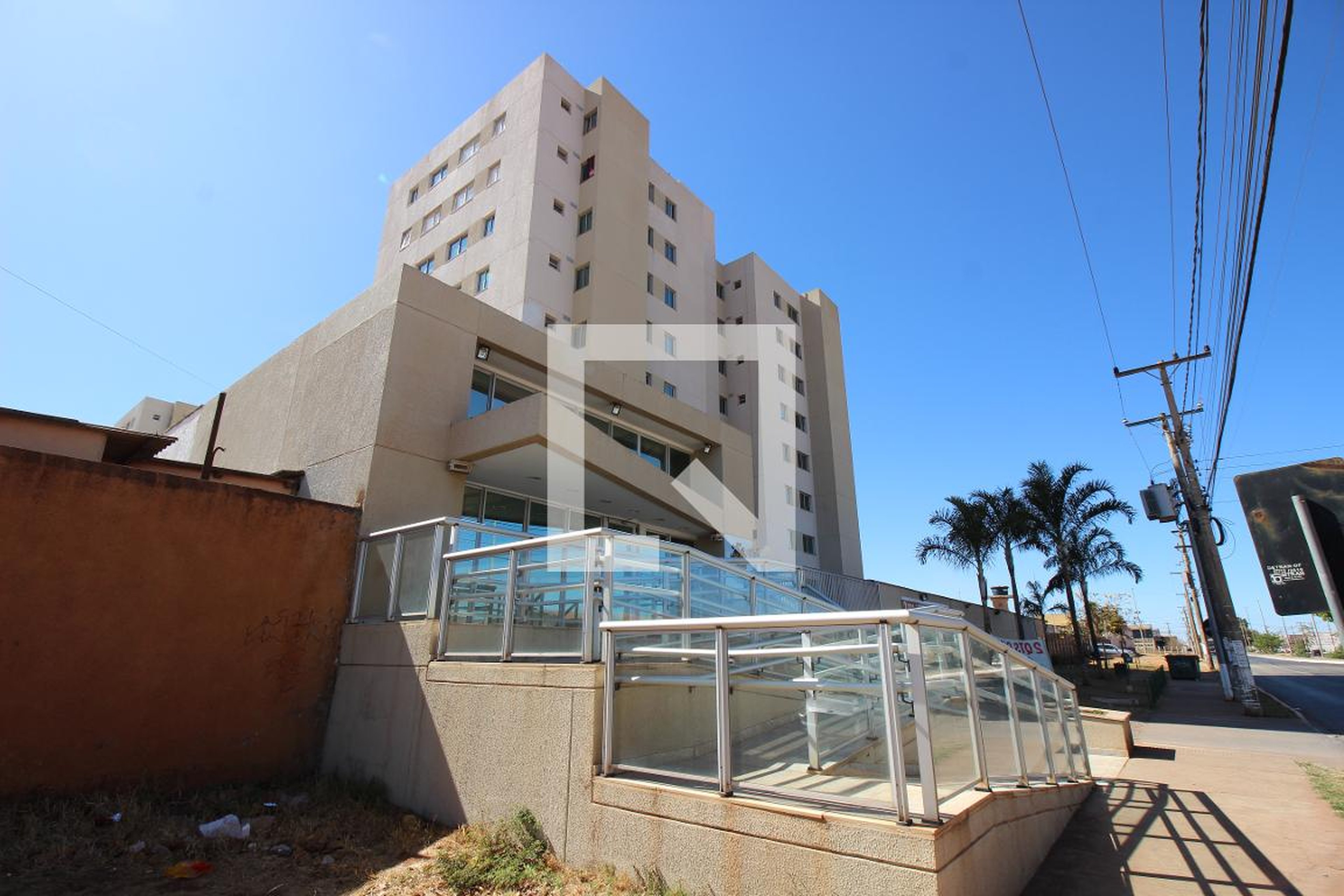 Fachada Condomínio em Qno 10 Área Especial P, 904