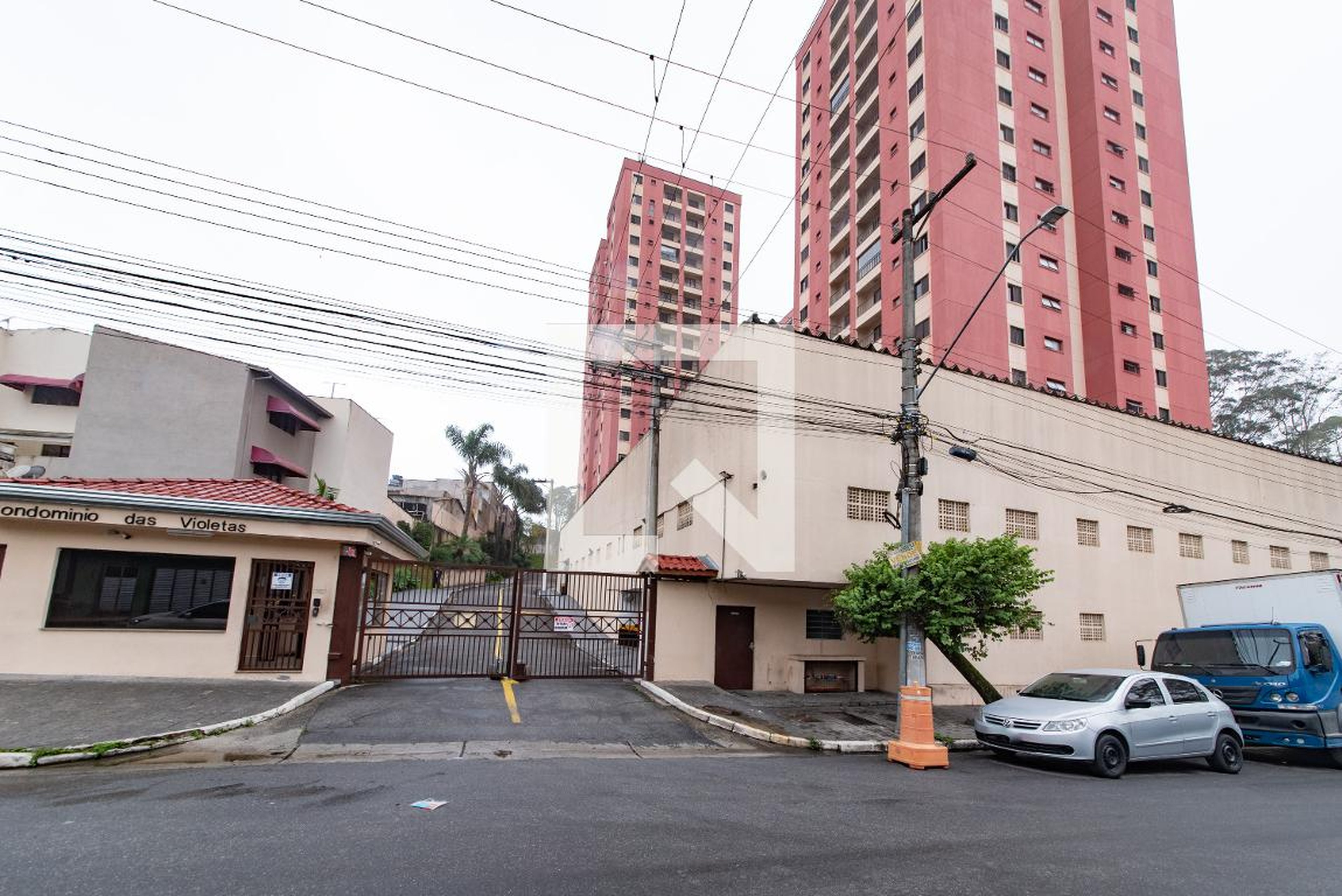 Fachada Condomínio em Rua Doutor Teófilo Nóbrega, 170