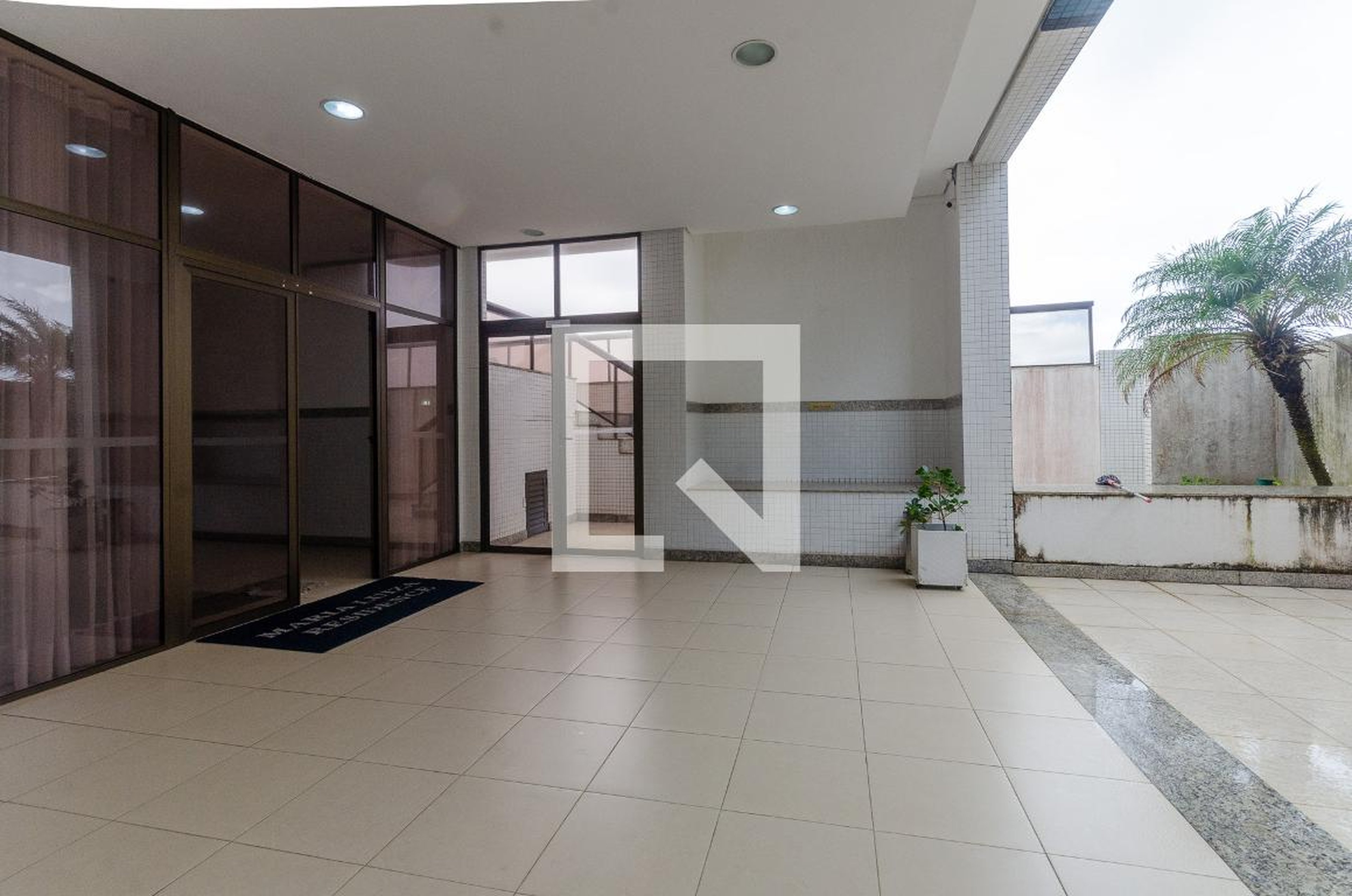 Hall de Entrada - Maria Luiza Residênce