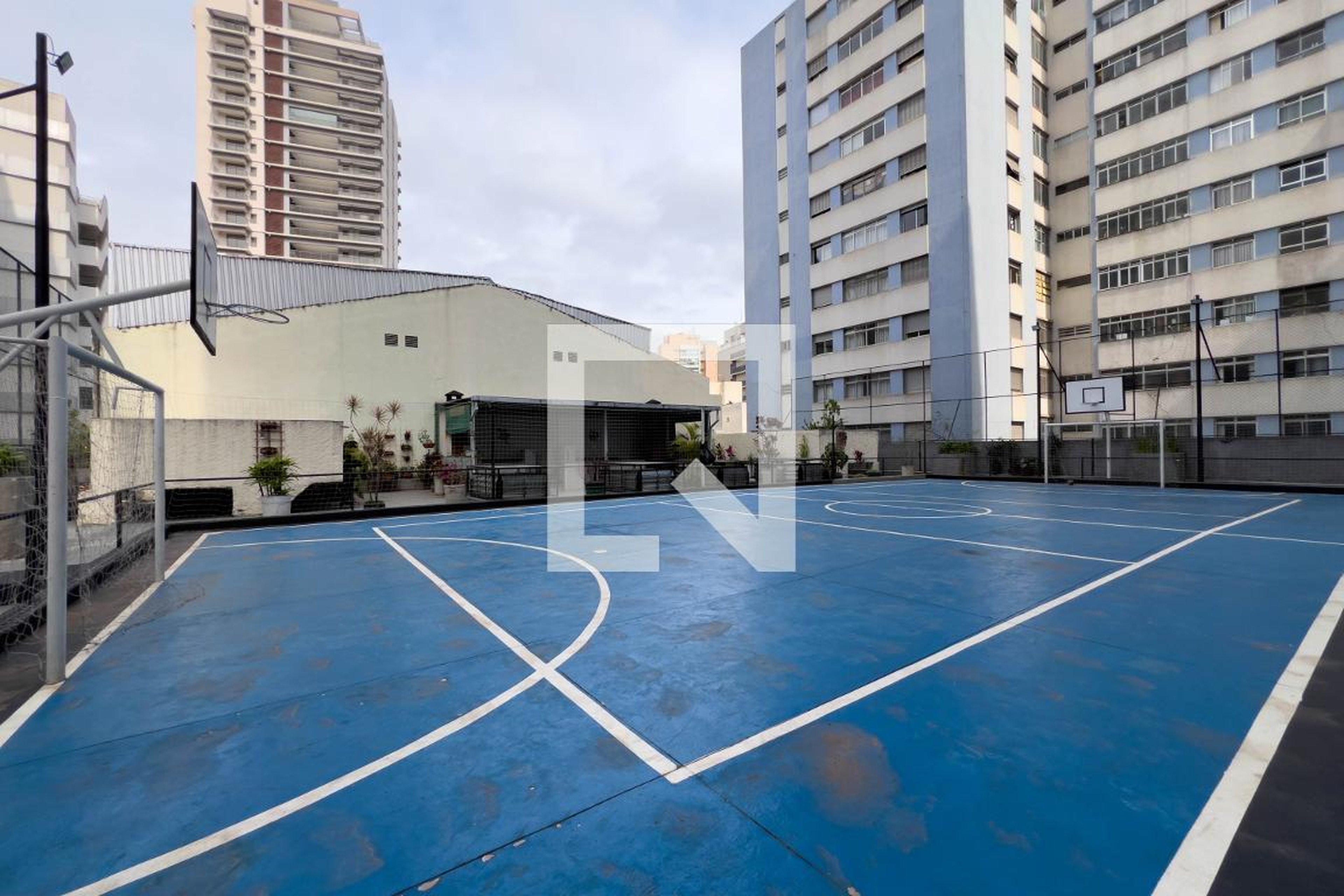 Quadra - Edifício Vizien Tereza