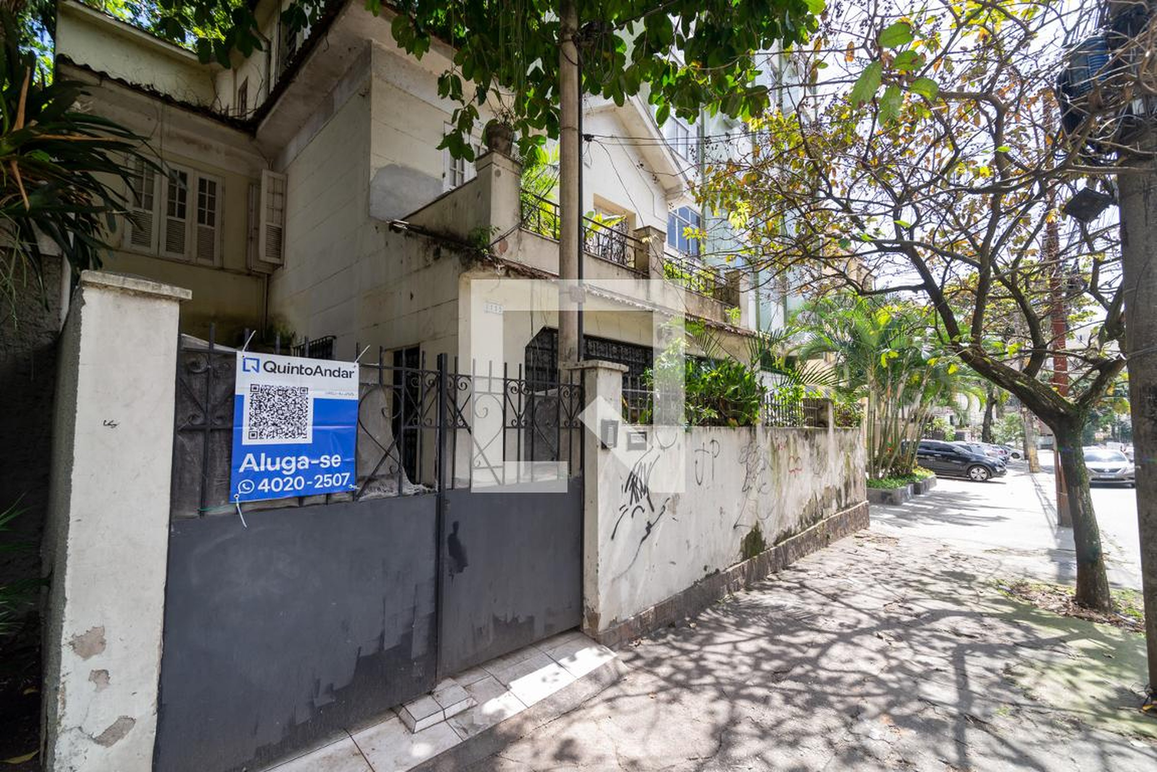 Fachada Condomínio em Rua Conde de Bonfim, 1232