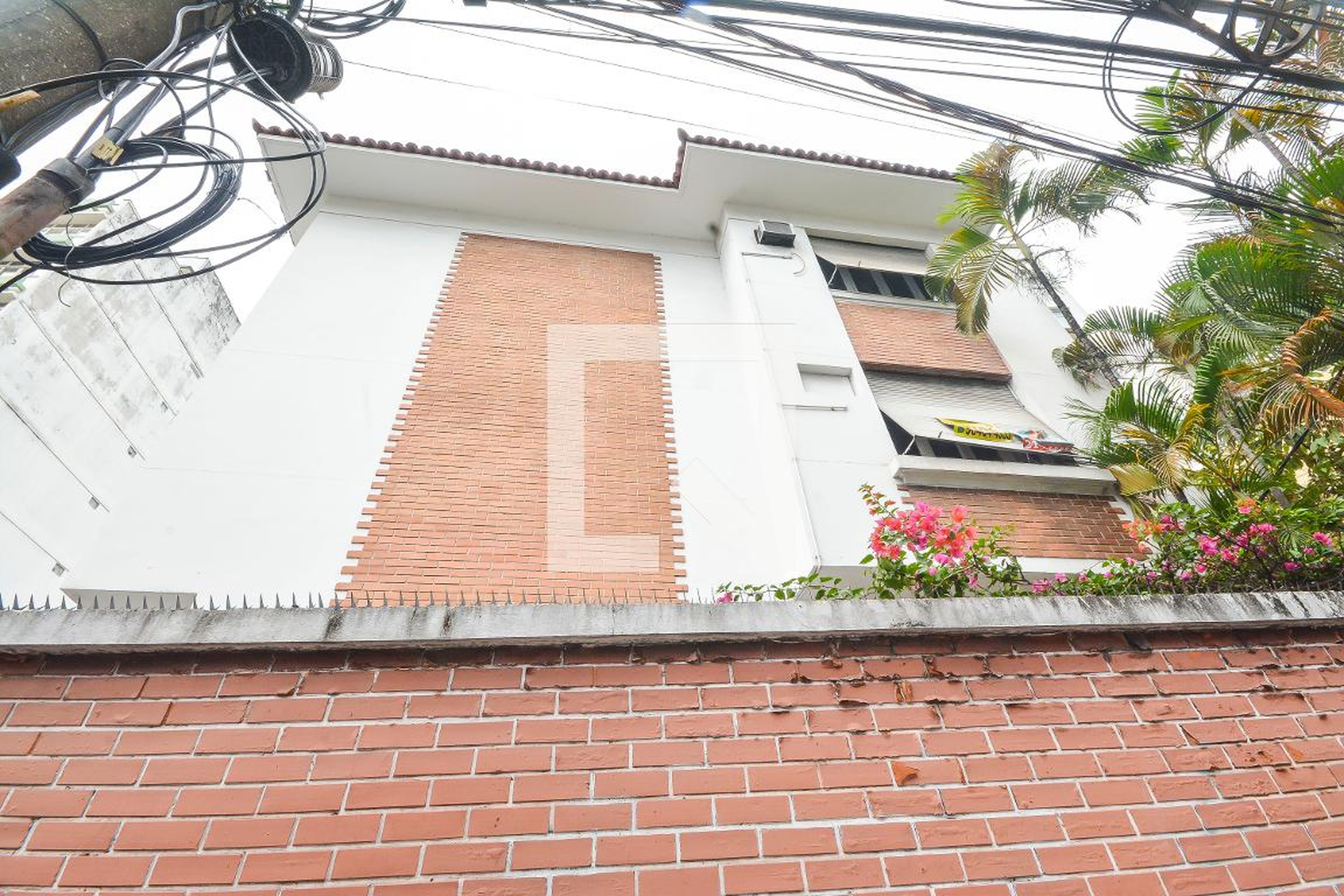 Fachada Condomínio em Rua São Clemente, 259