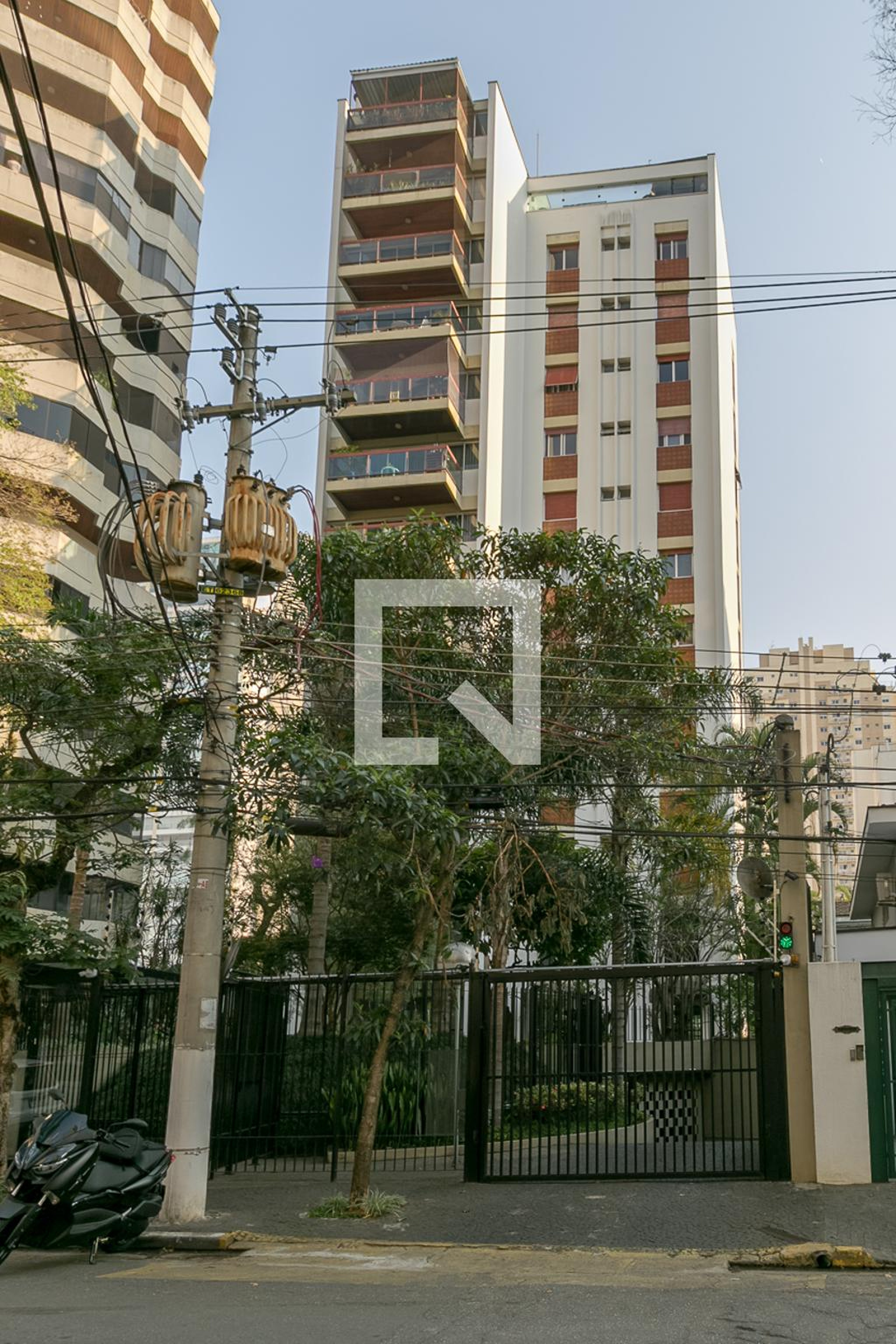 Fachada Condomínio Castelo Del Monte