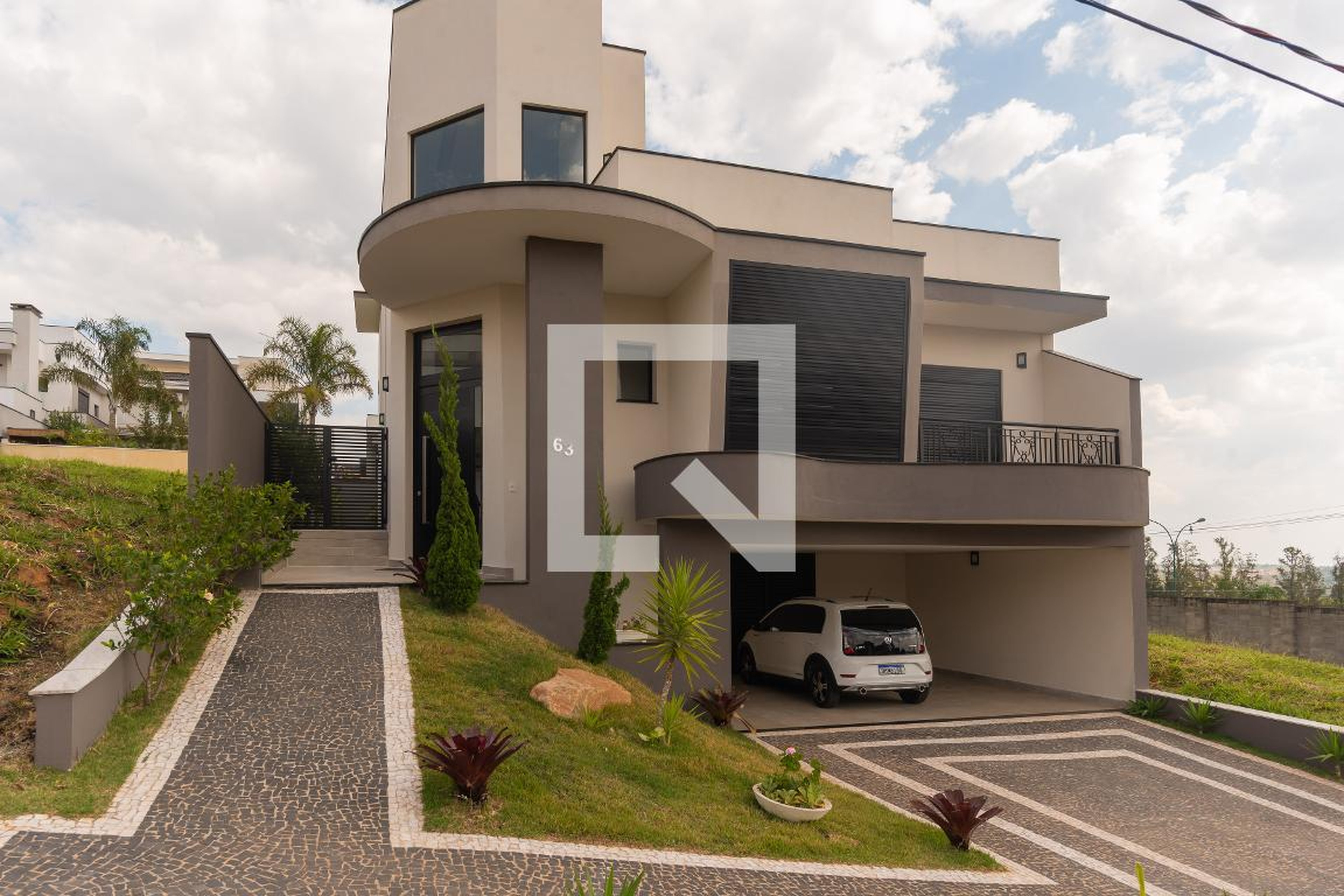 Fachada Condomínio em Avenida Teodoro Scavone, 63