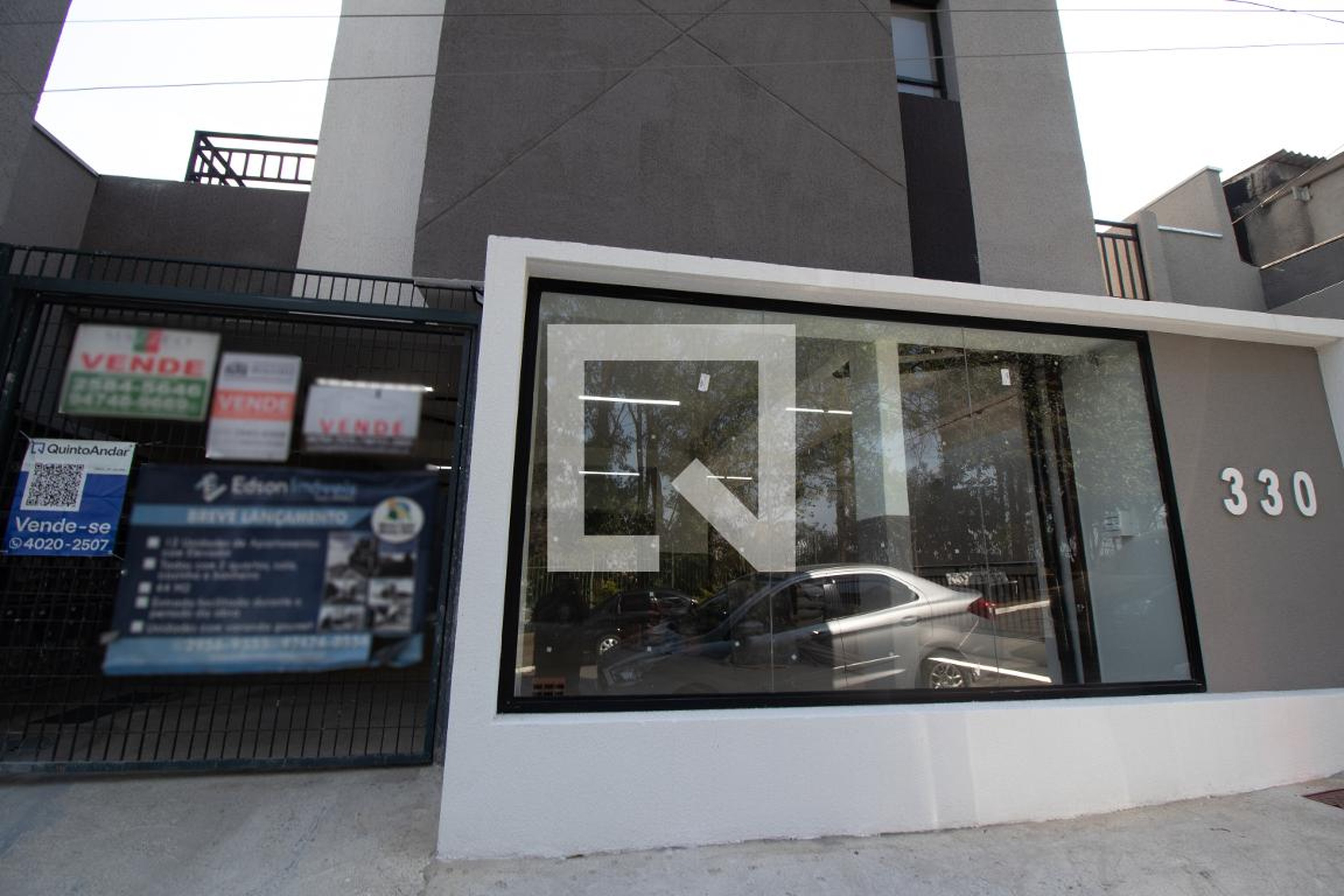 Fachada Condomínio em Rua Perpétua-do-Campo, 330