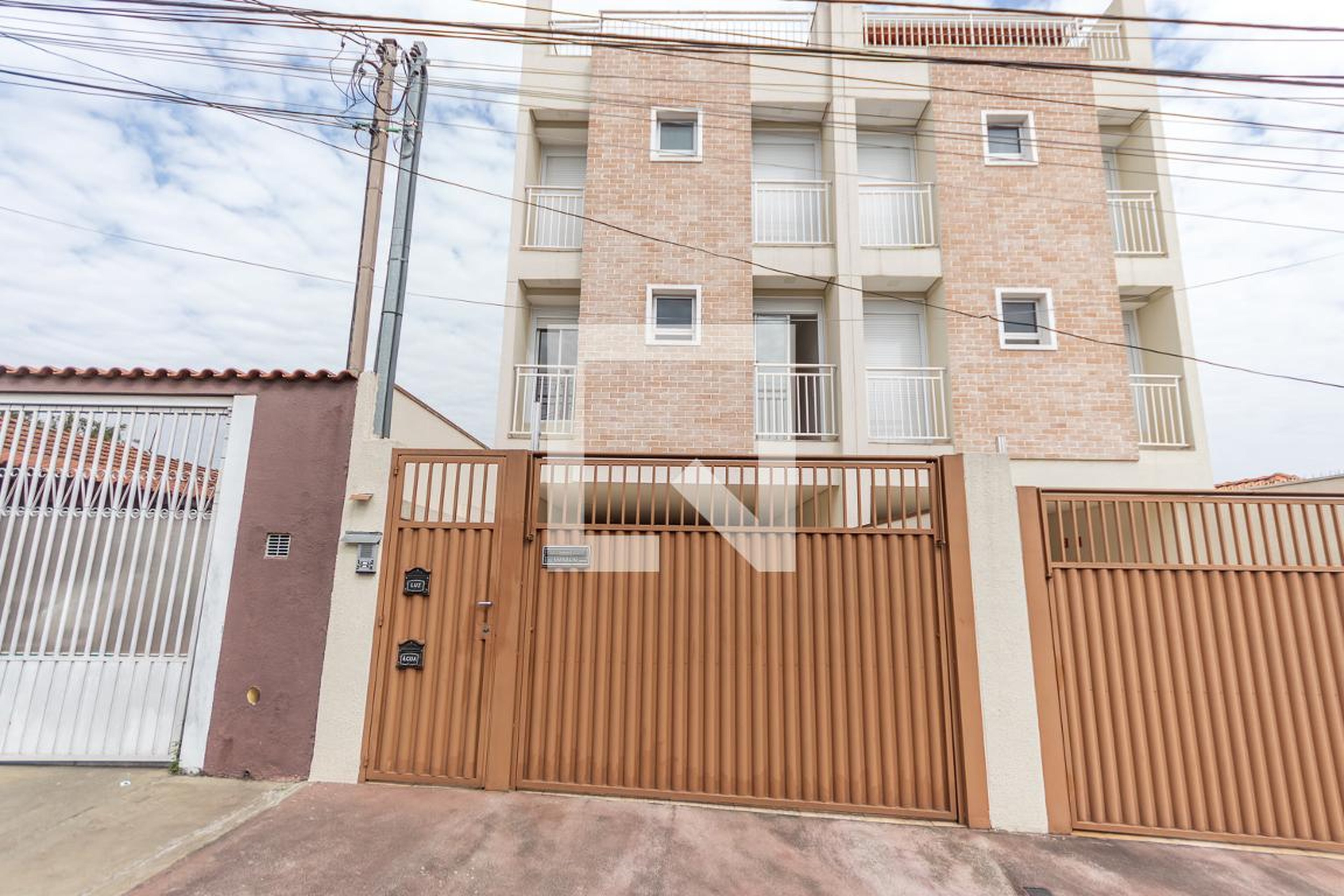 Fachada Condomínio em R. Croácia, 352