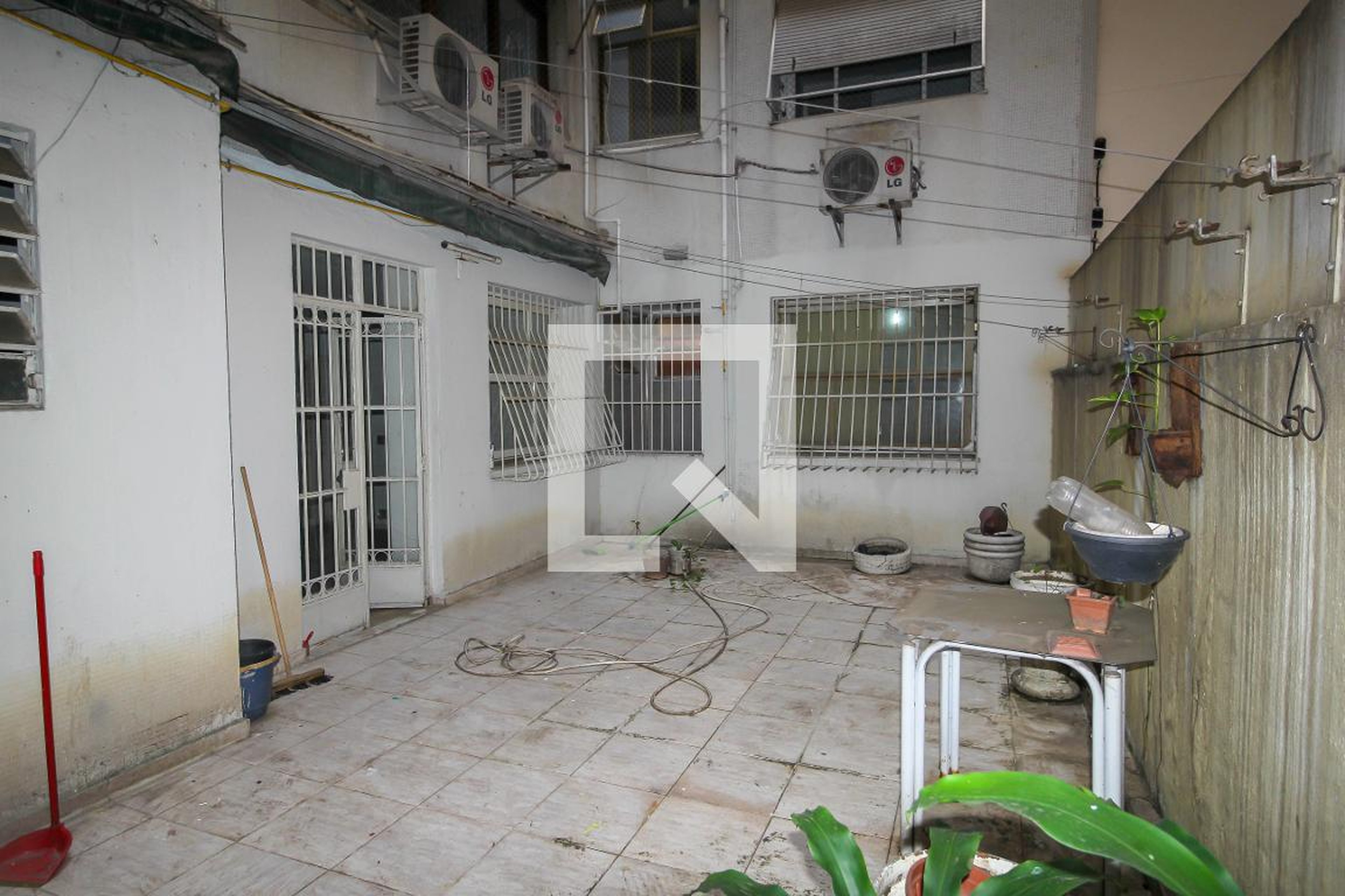 Área Externa - Edificio Luiza