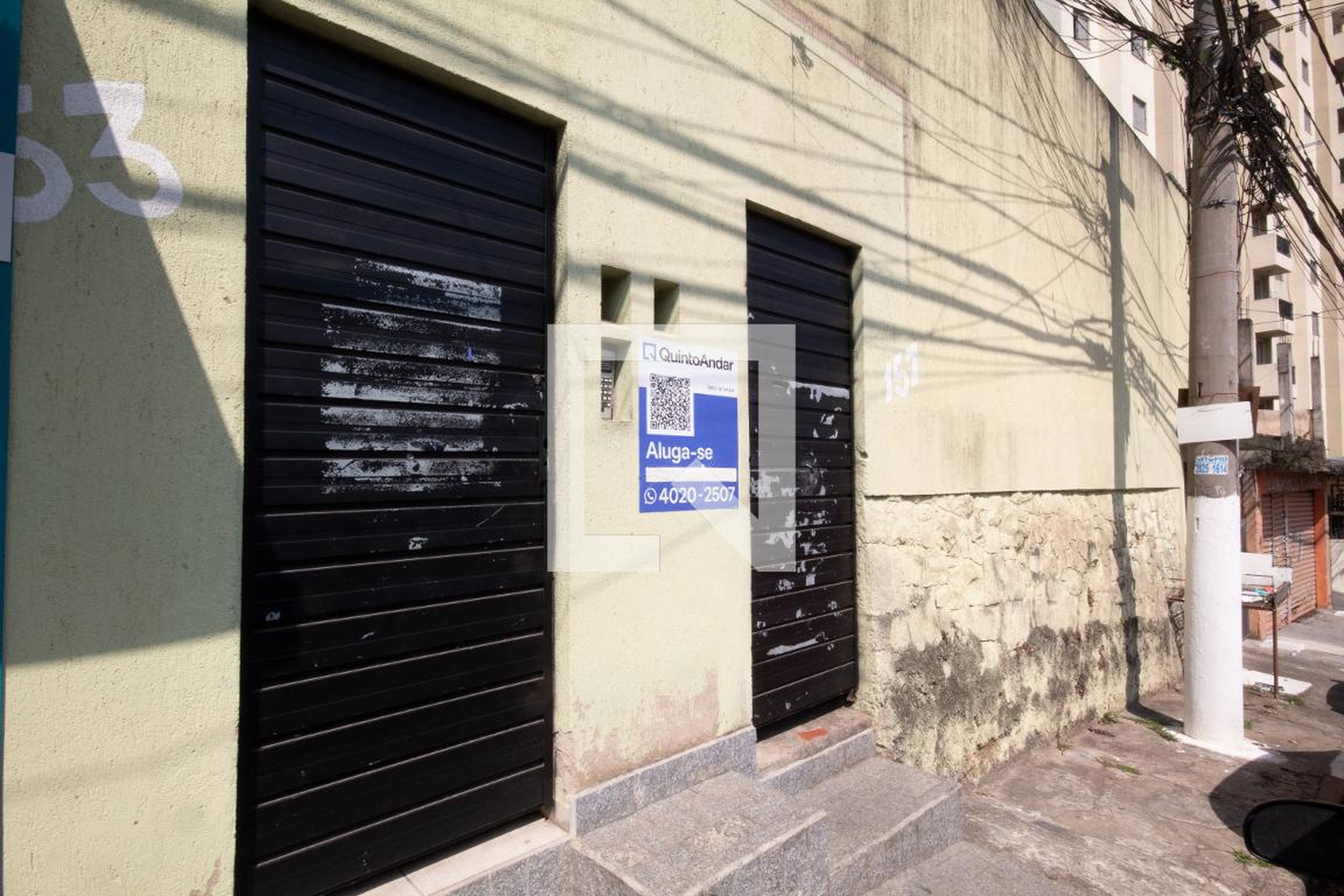 Fachada Condomínio em Rua Jequié, 157