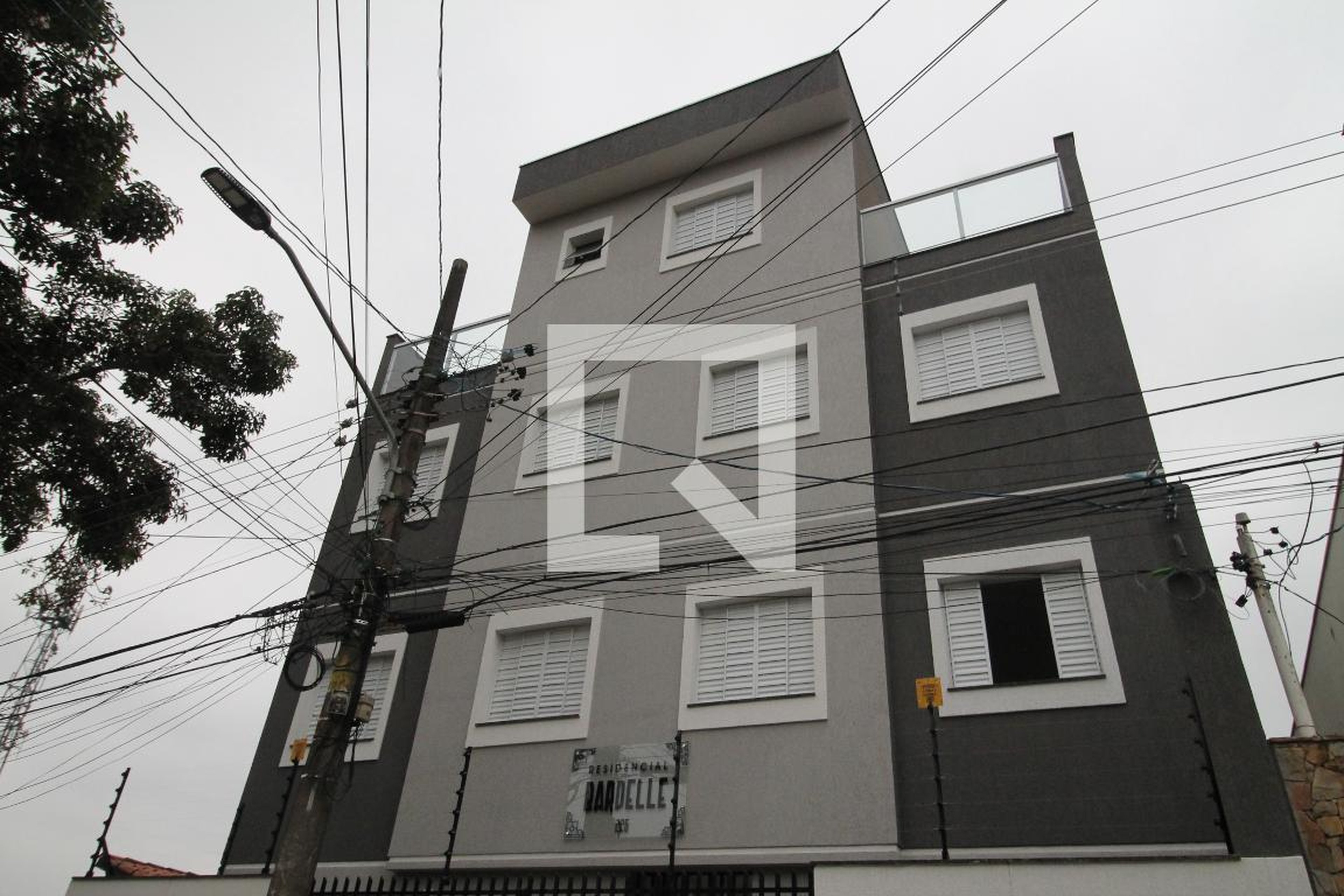 Fachada do Condomínio Condomínio em Rua Cláudio Ptolomeu, 232