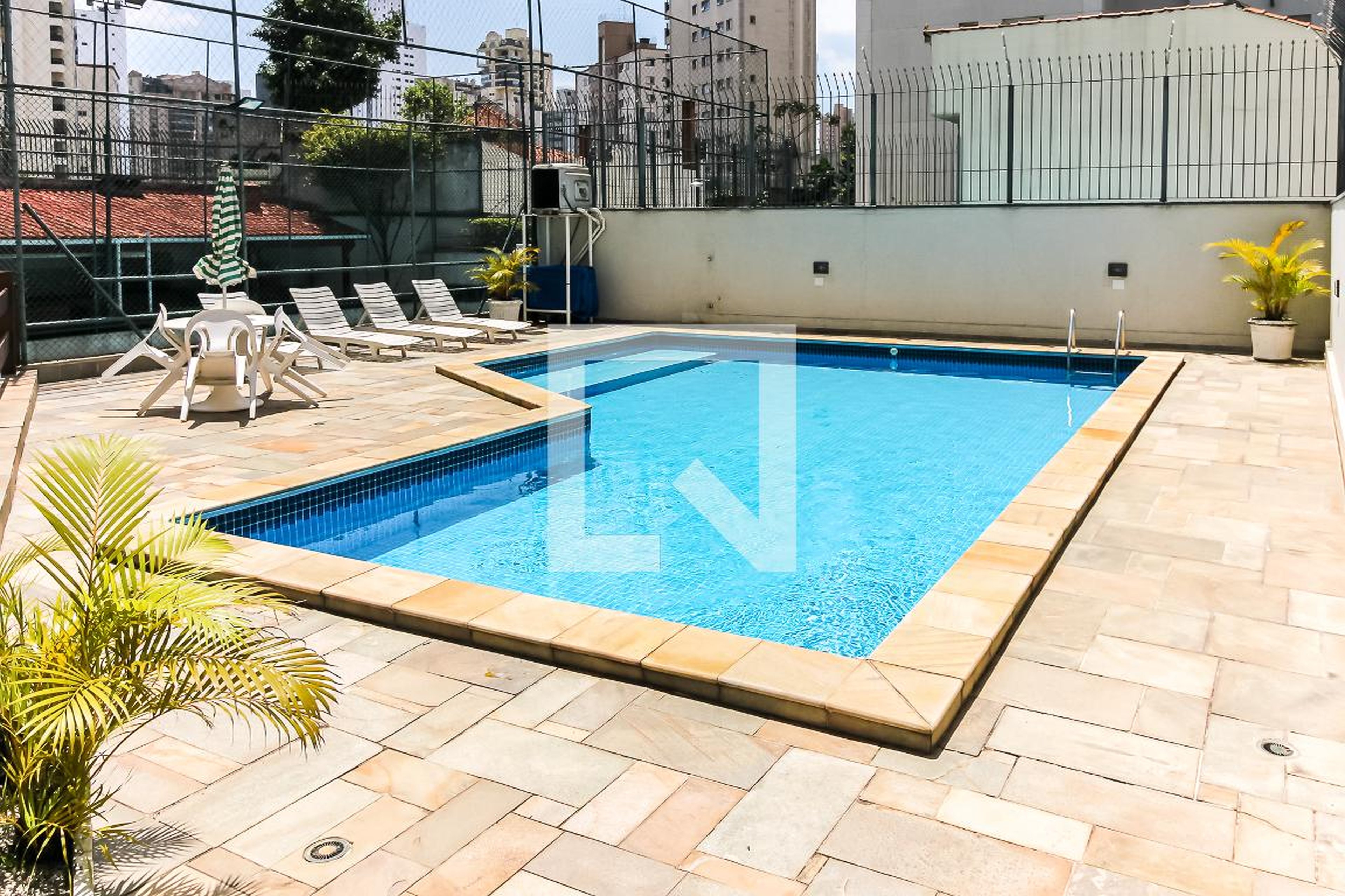 Piscina - Edifício Brasília II