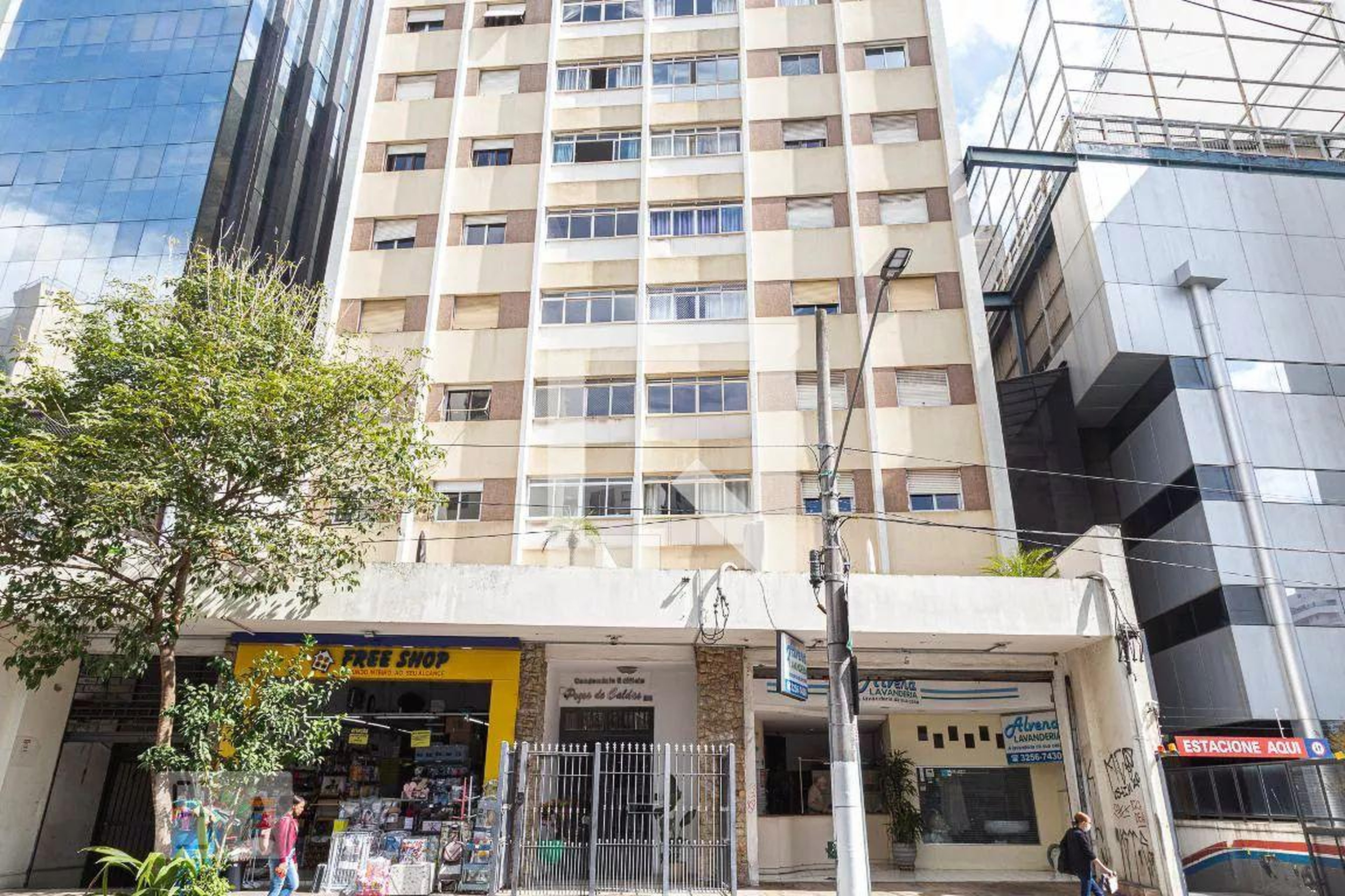 Fachada Edifício Poços de Caldas