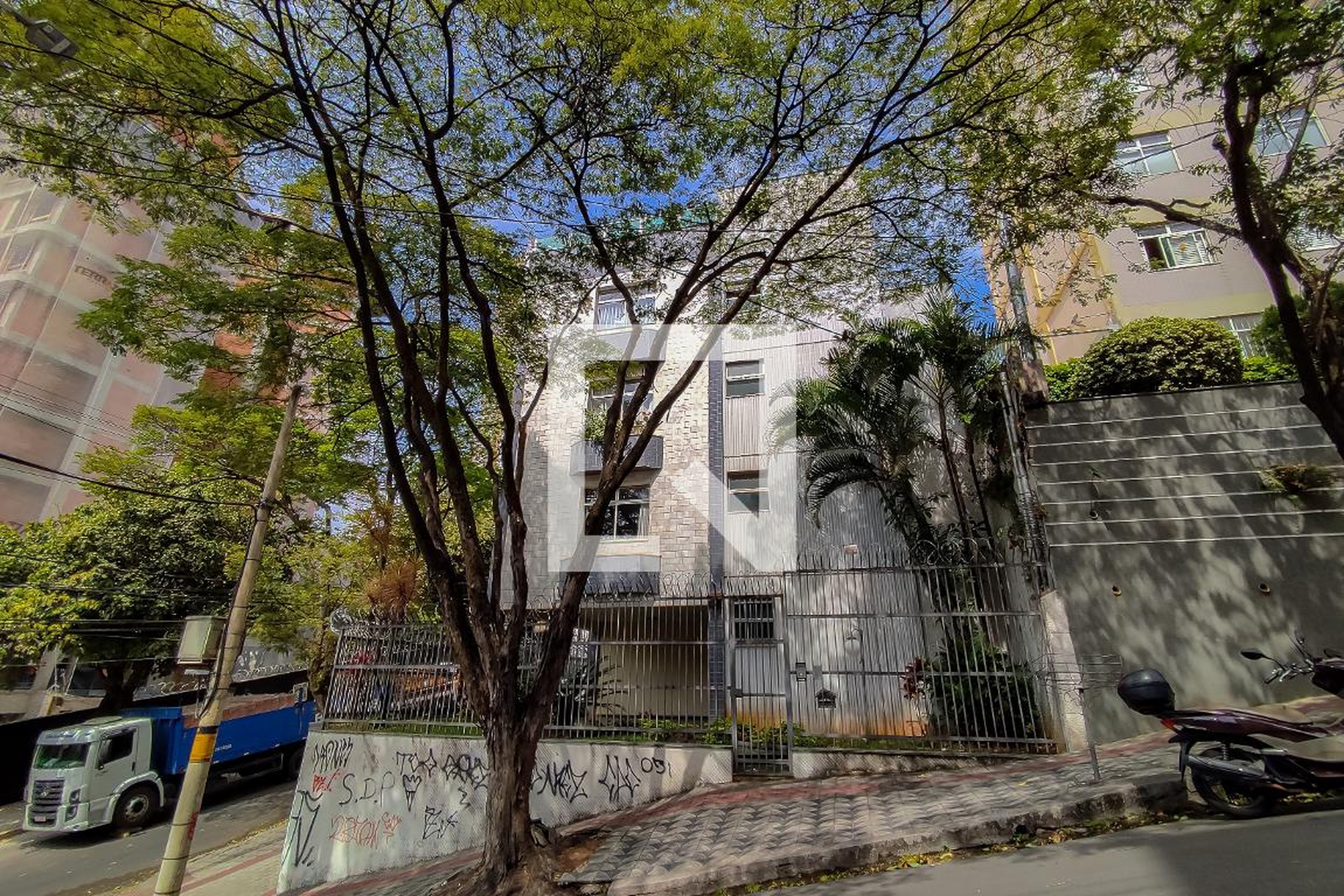 Fachada Edifício Ana Luiza