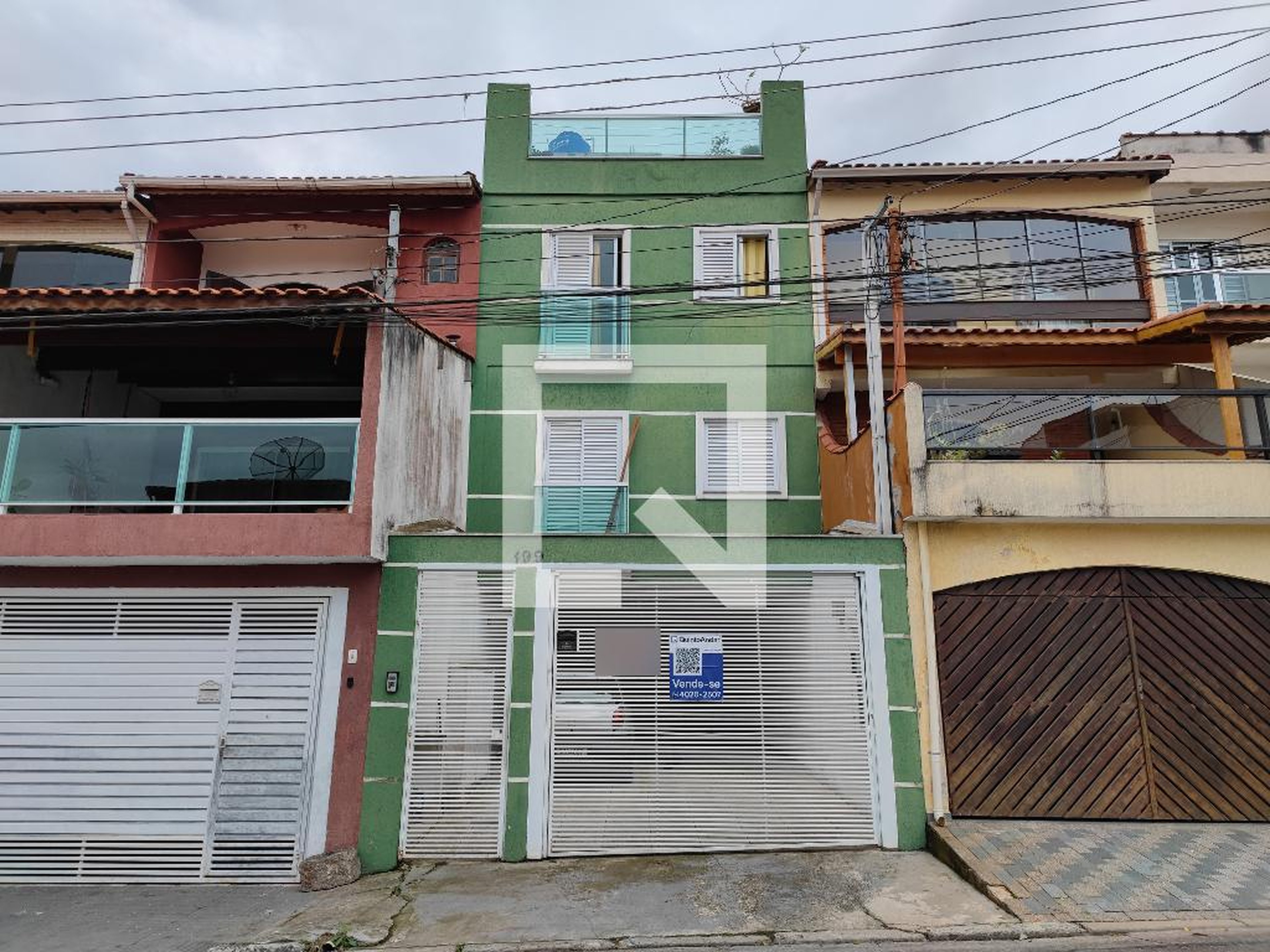 Fachada Condomínio em Rua Pinto Aleixo, 199