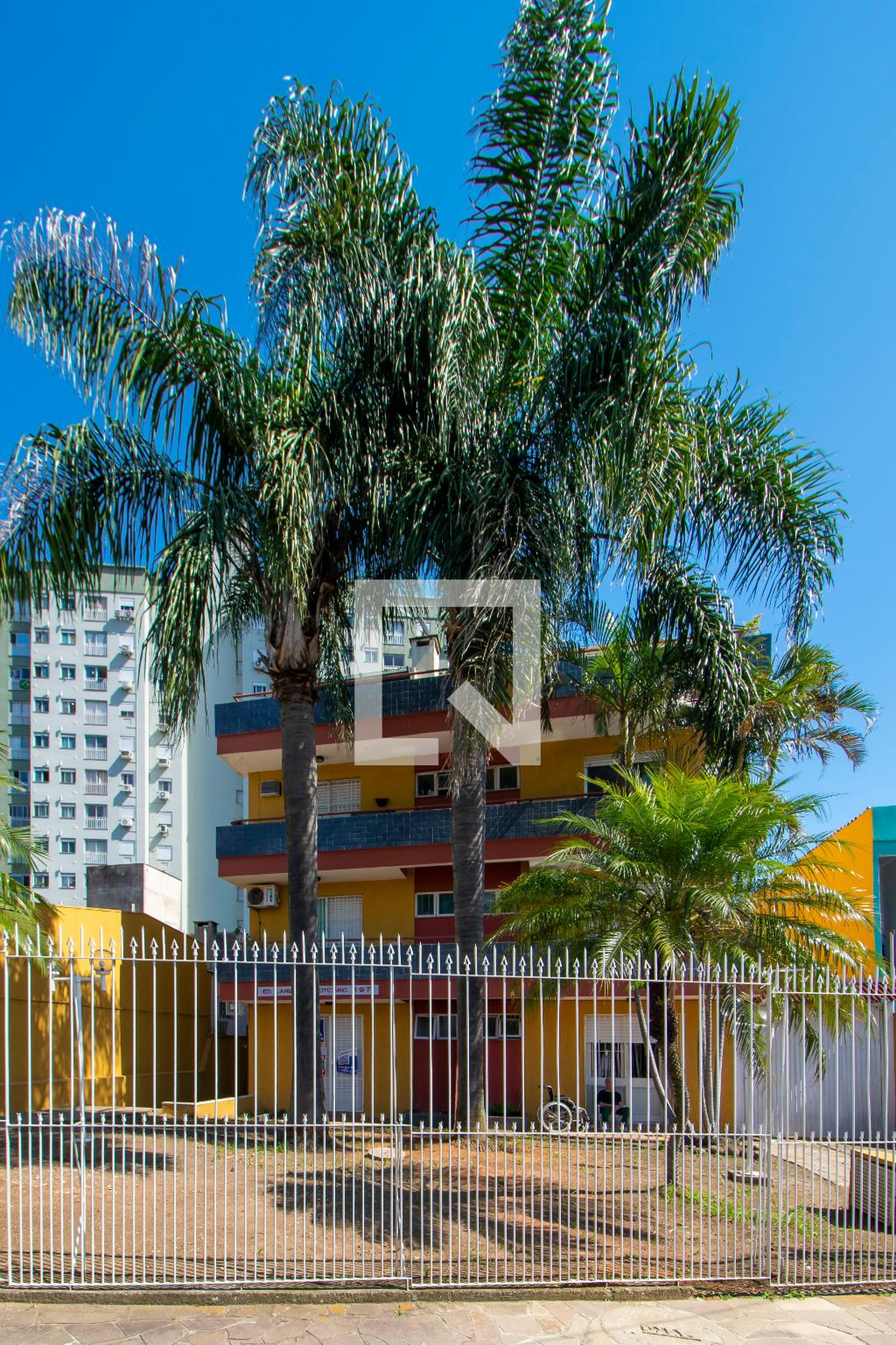 Fachada do Condomínio Edifício Largo do Boticário