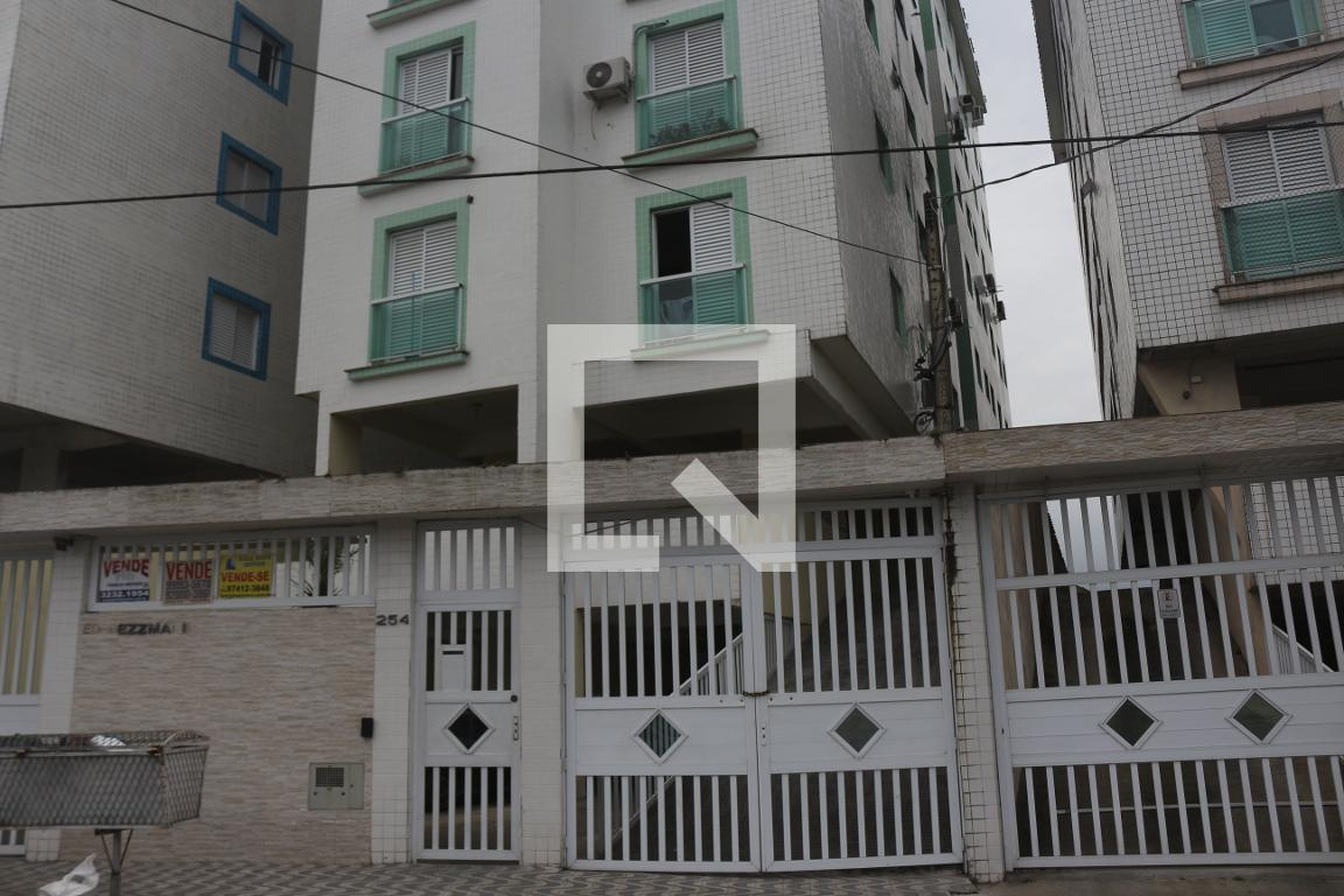 Fachada do Condomínio Condomínio Parque São Vicente