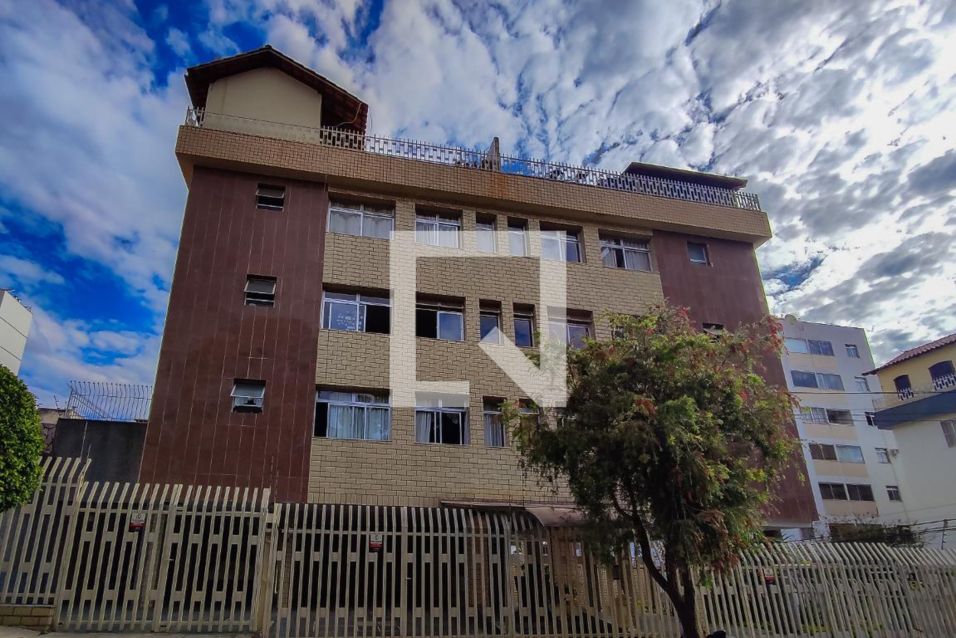 Fachada Edifício Silvia Lorenzat