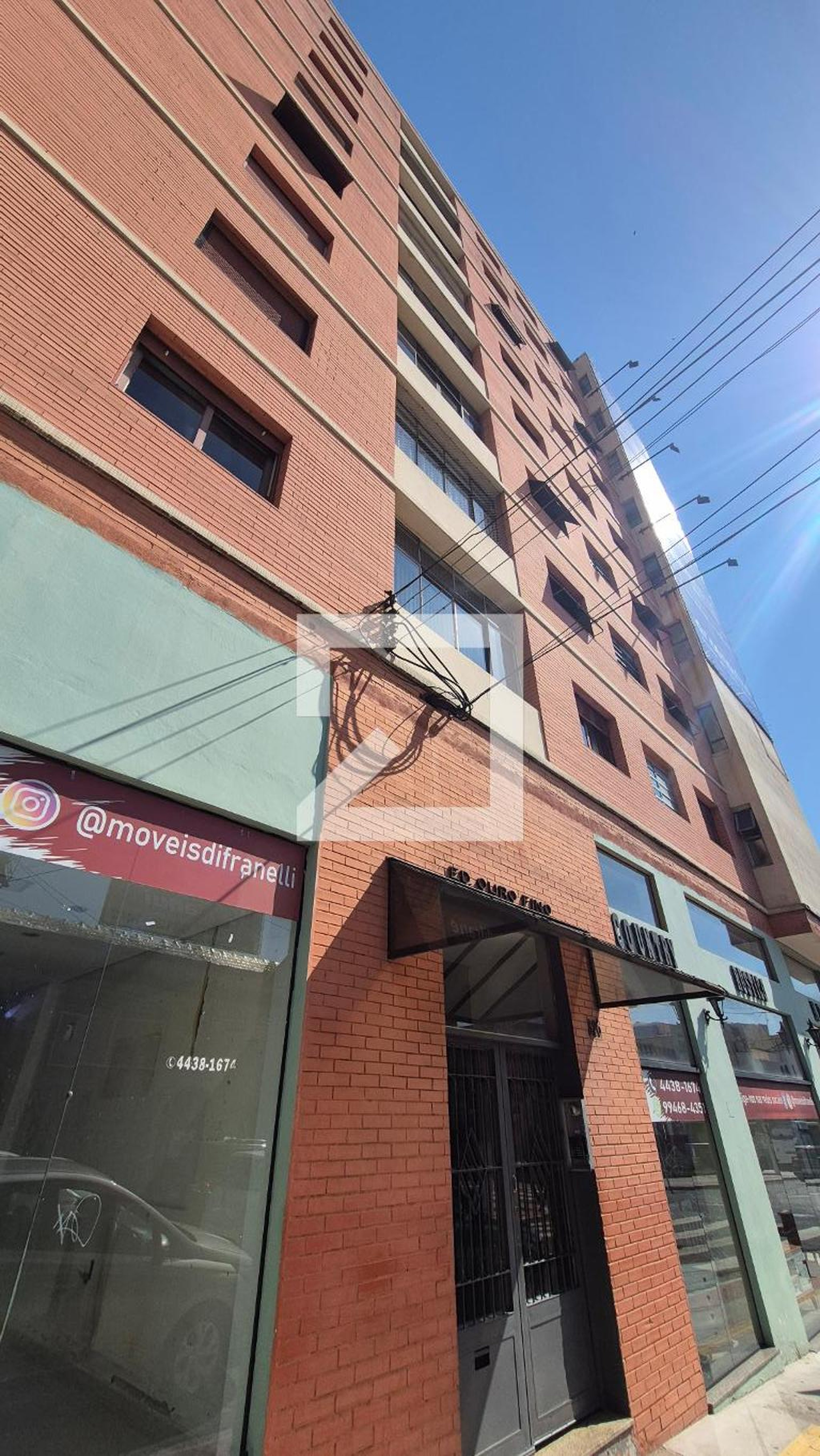 Fachada Condomínio em Rua Siqueira Campos, 826