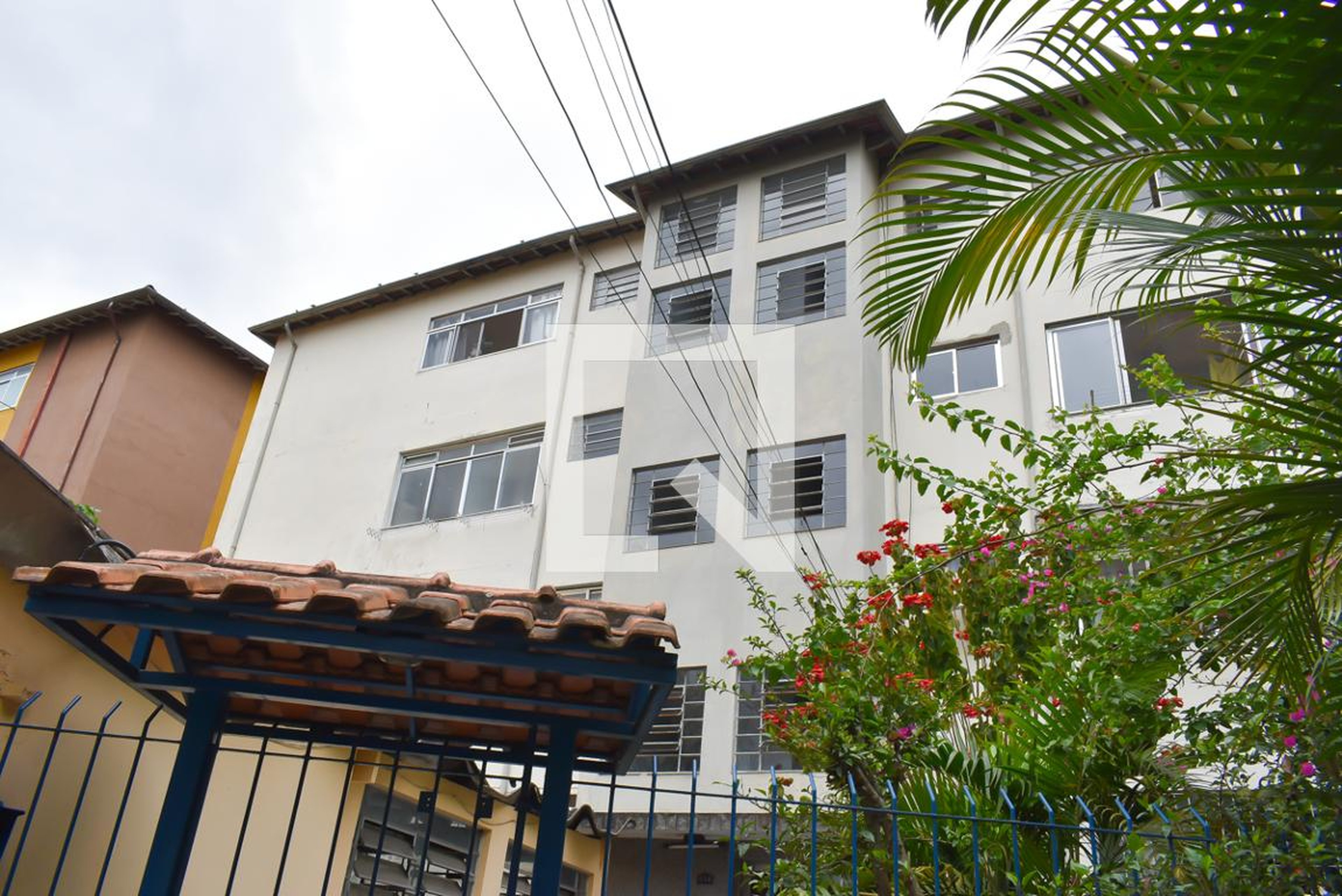 Fachada Condomínio em Avenida Professora Virgília Rodrigues Alves de Carvalho Pinto, 614