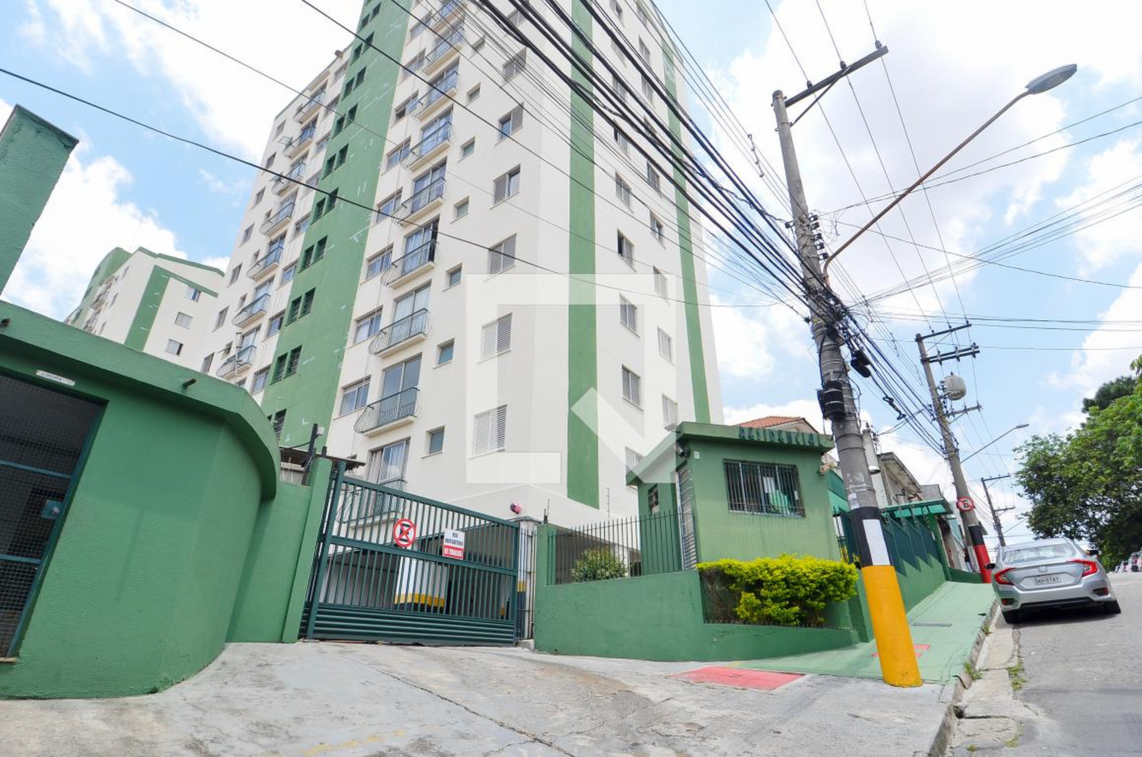 Fachada do Condomínio Residencial Club Bom Clima