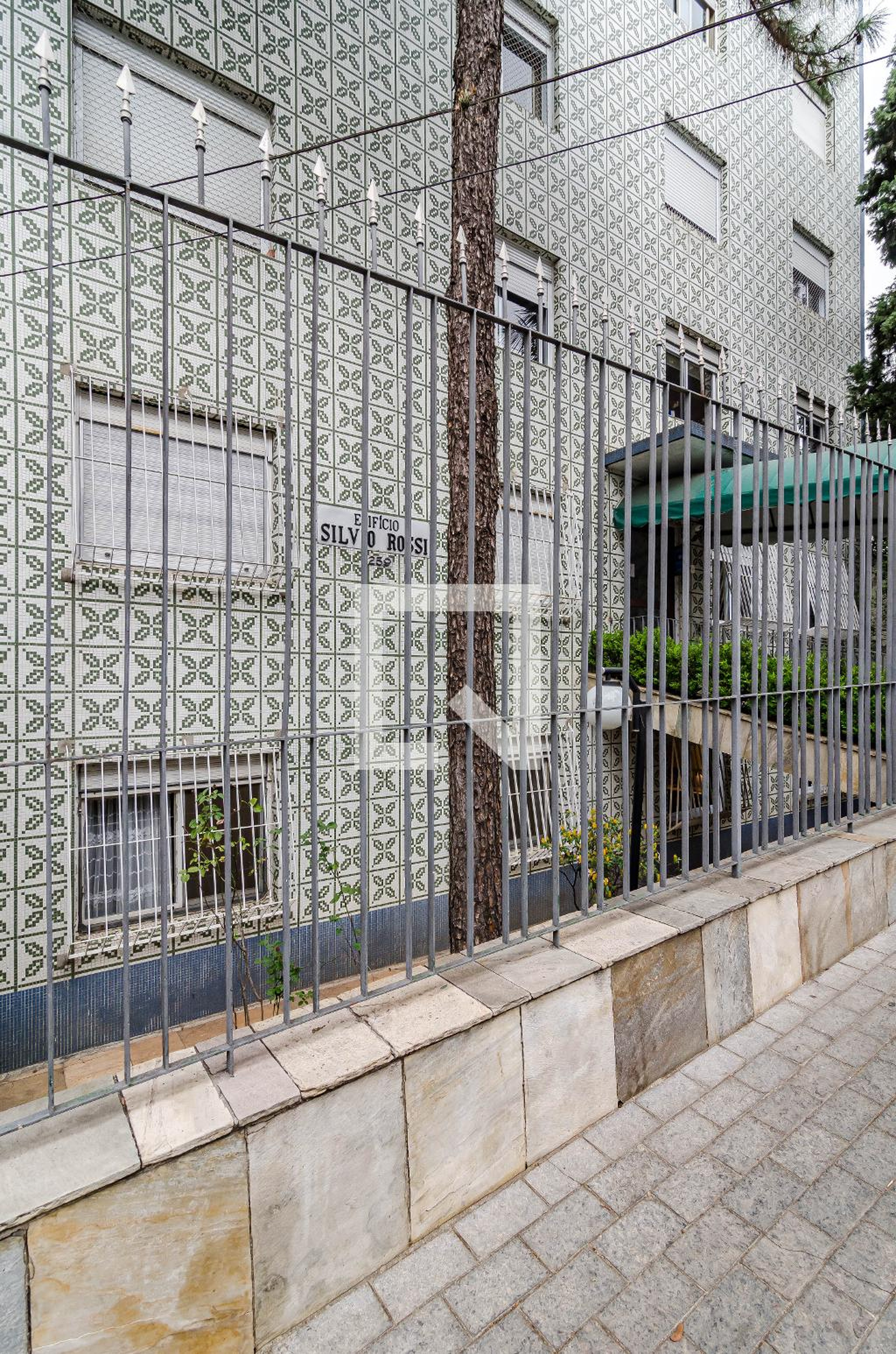 Fachada Condomínio Silvio Rossi