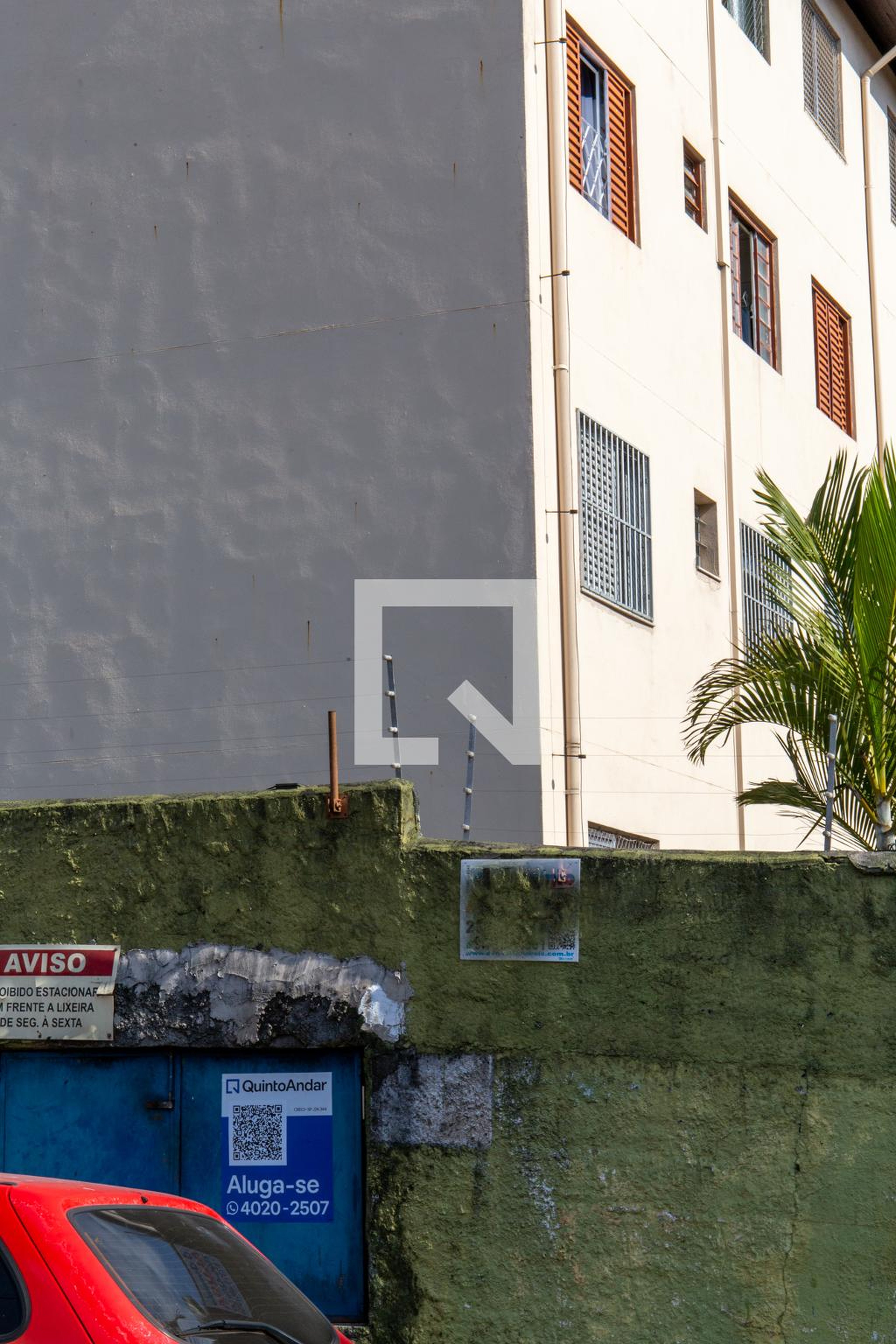 Fachada do Condomínio Condomínio Benfica