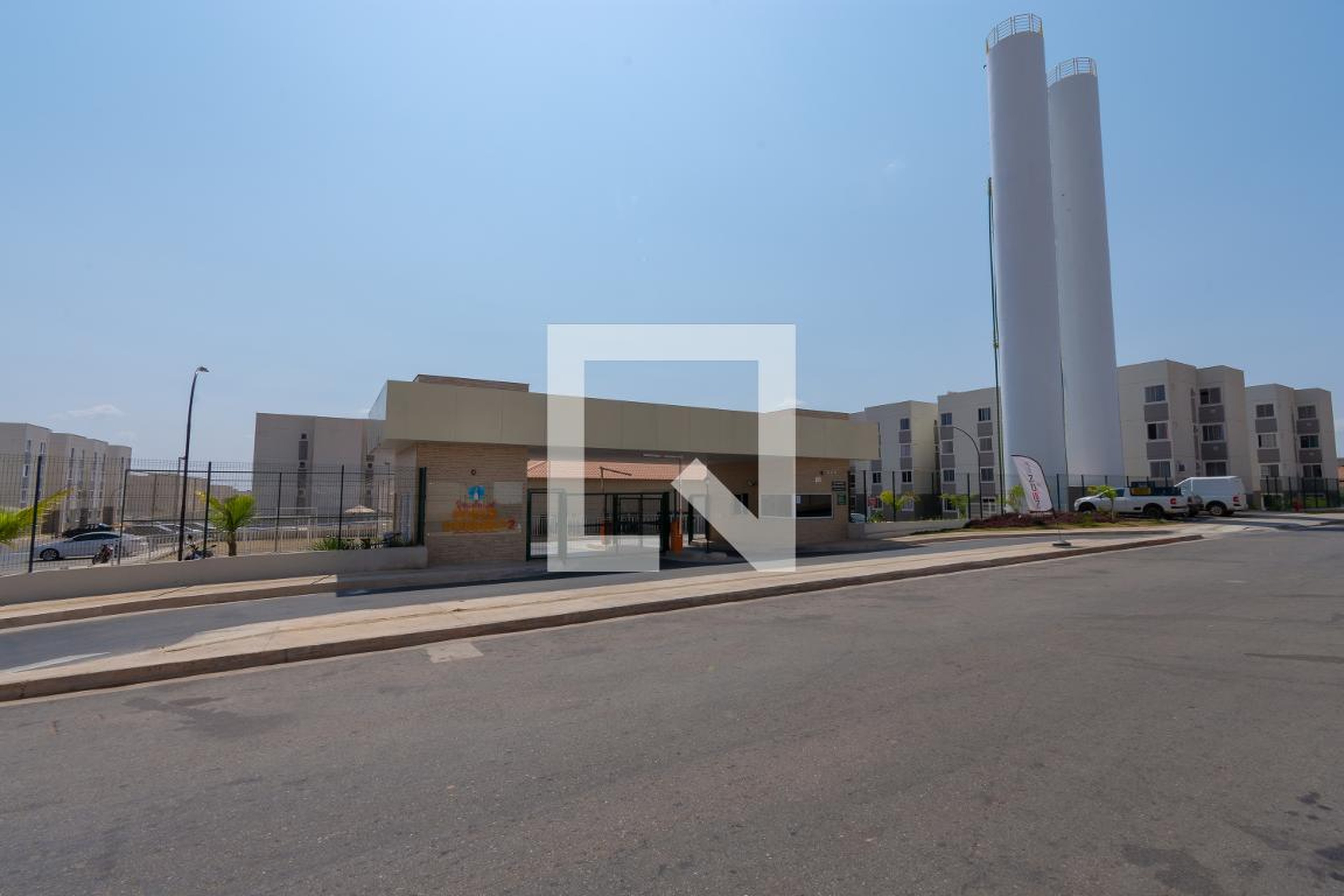 Fachada do Condomínio Residencial Porto Dourado 2