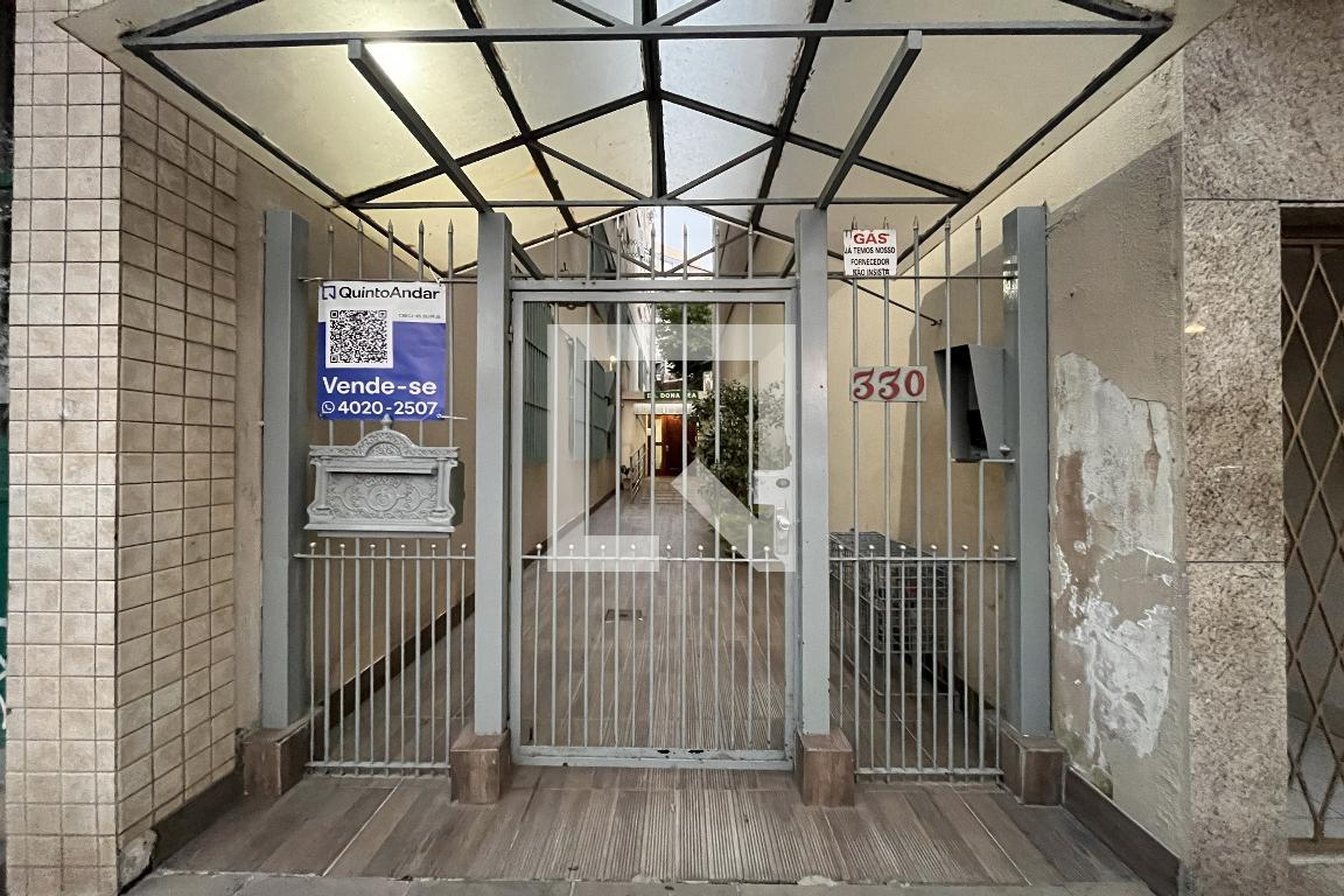 Entrada do Prédio - Edifício Dona Dea