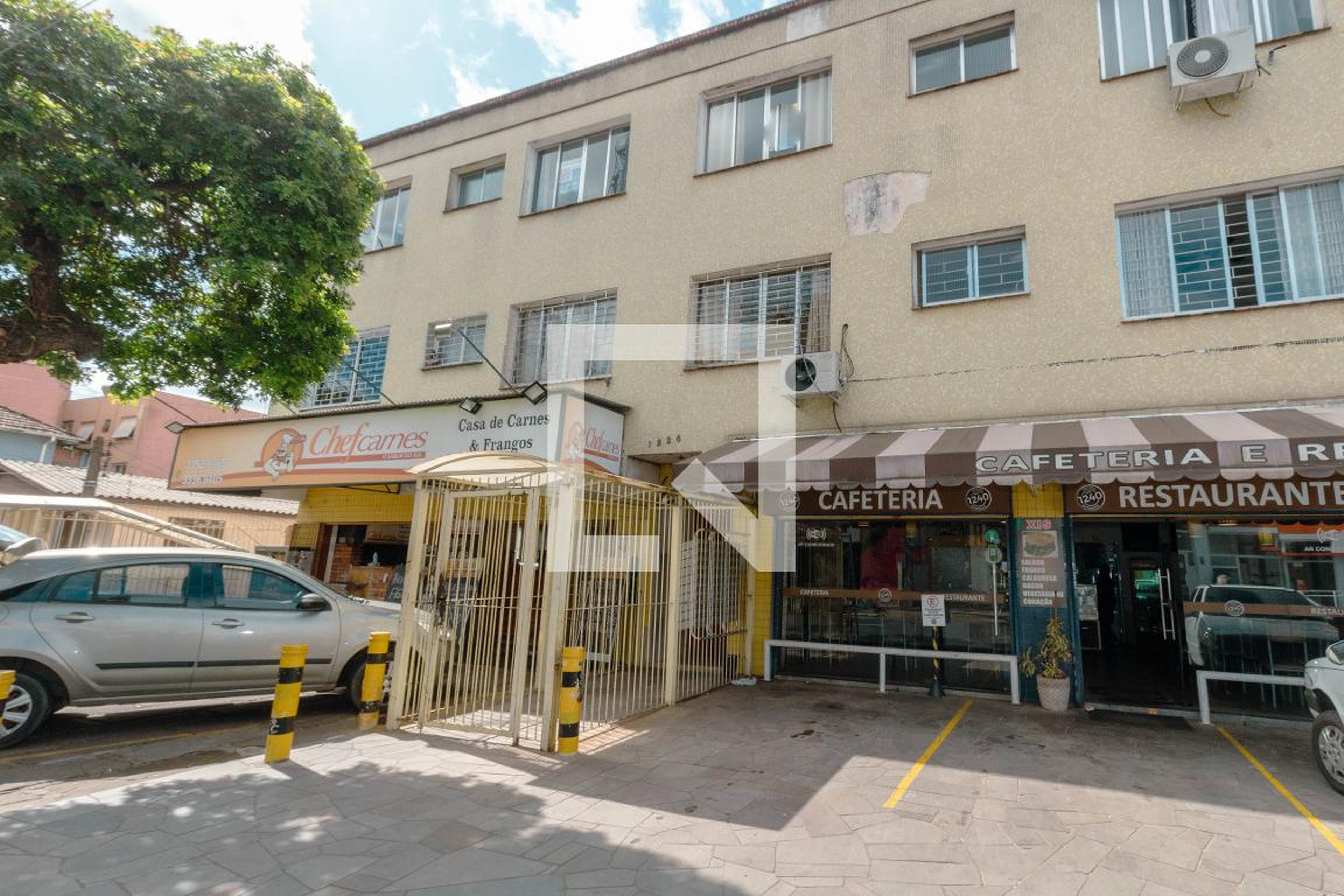 Fachada Condomínio em Rua Barão do Amazonas, 1236