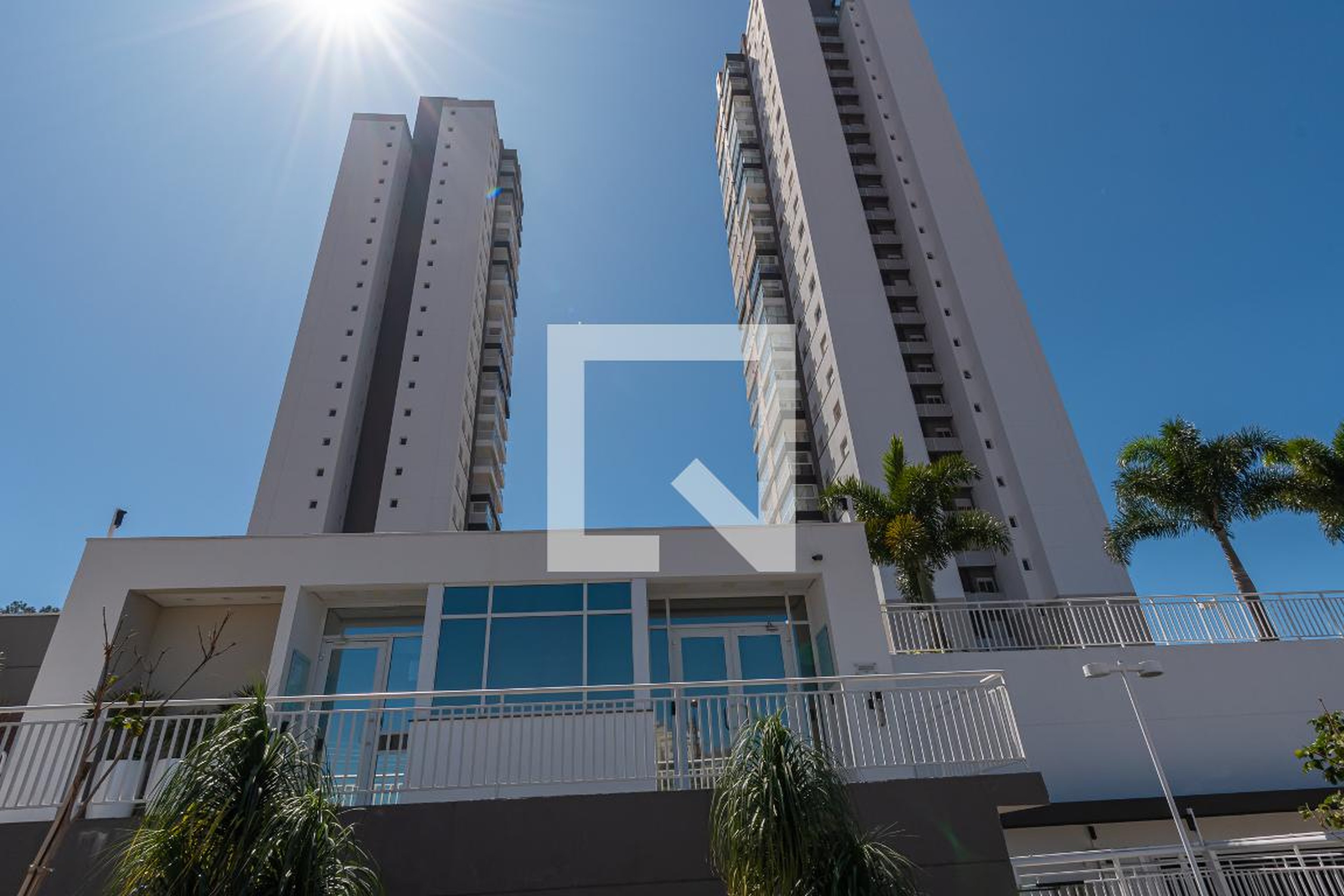 Fachada do Condomínio Condomínio Vista 26